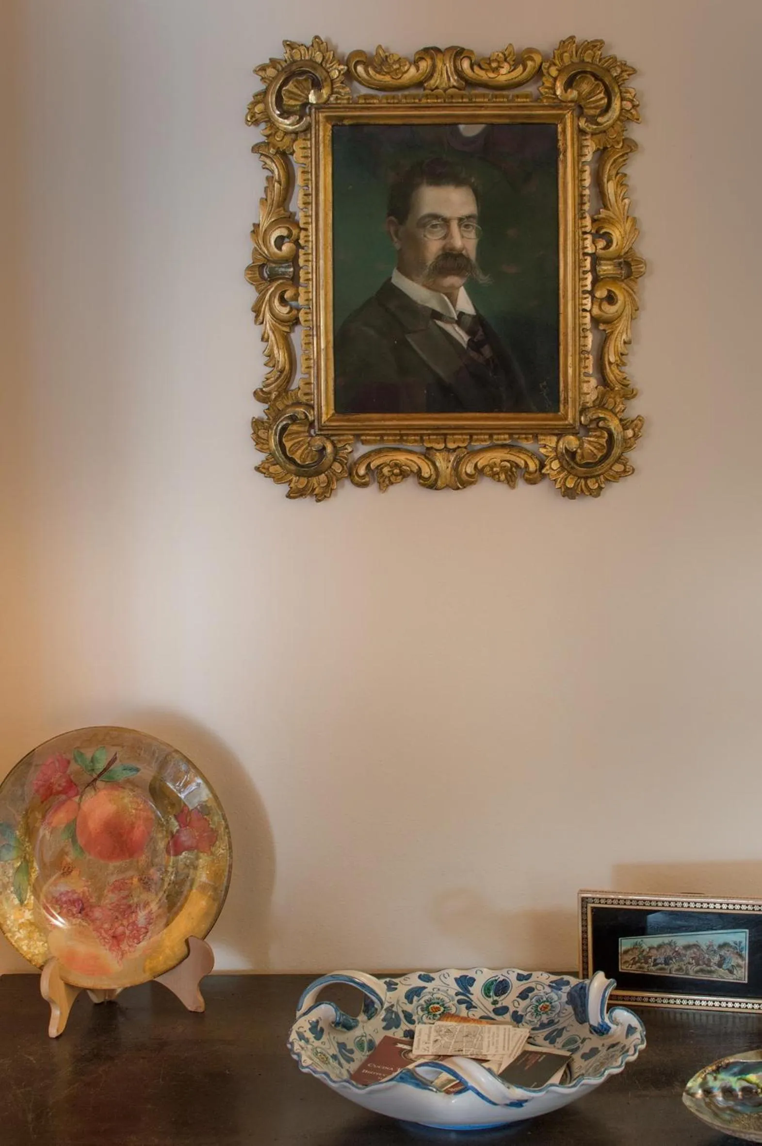 Decorative detail in La Rosa Townhouse