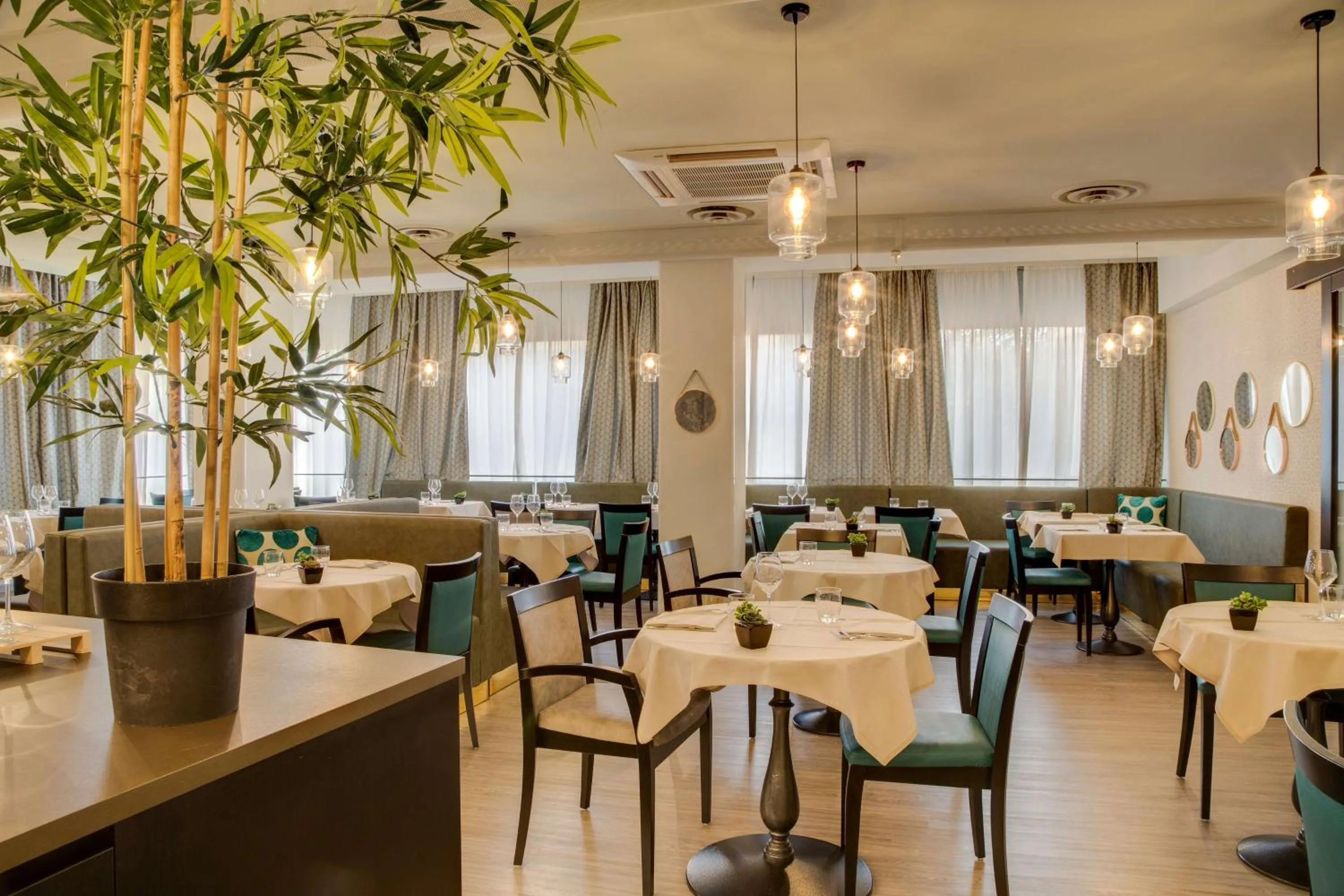 Restaurant/places to eat in Best Western Plus CHC Florence