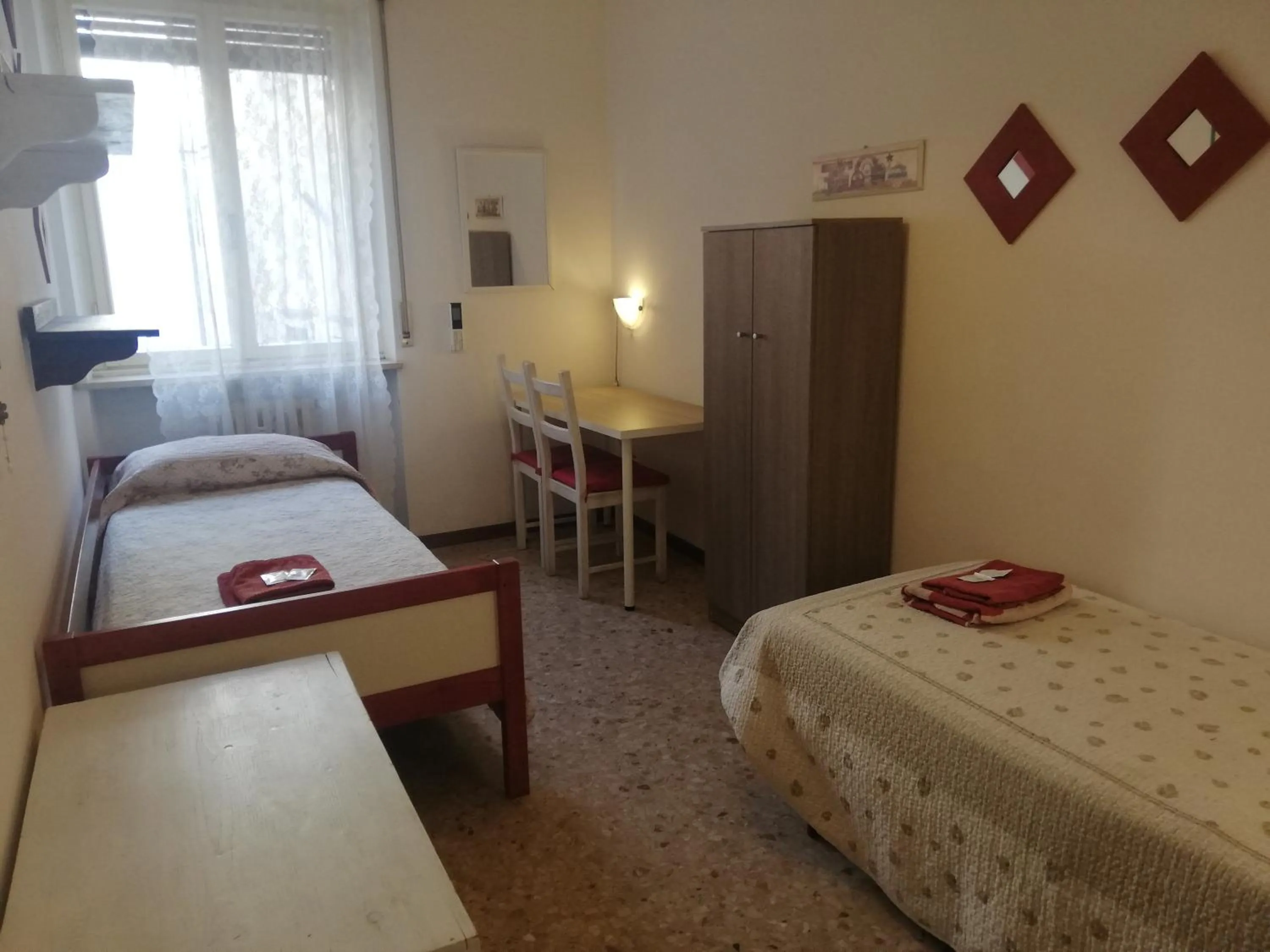 Bed in Re Lear - 4 bedrooms Apartment