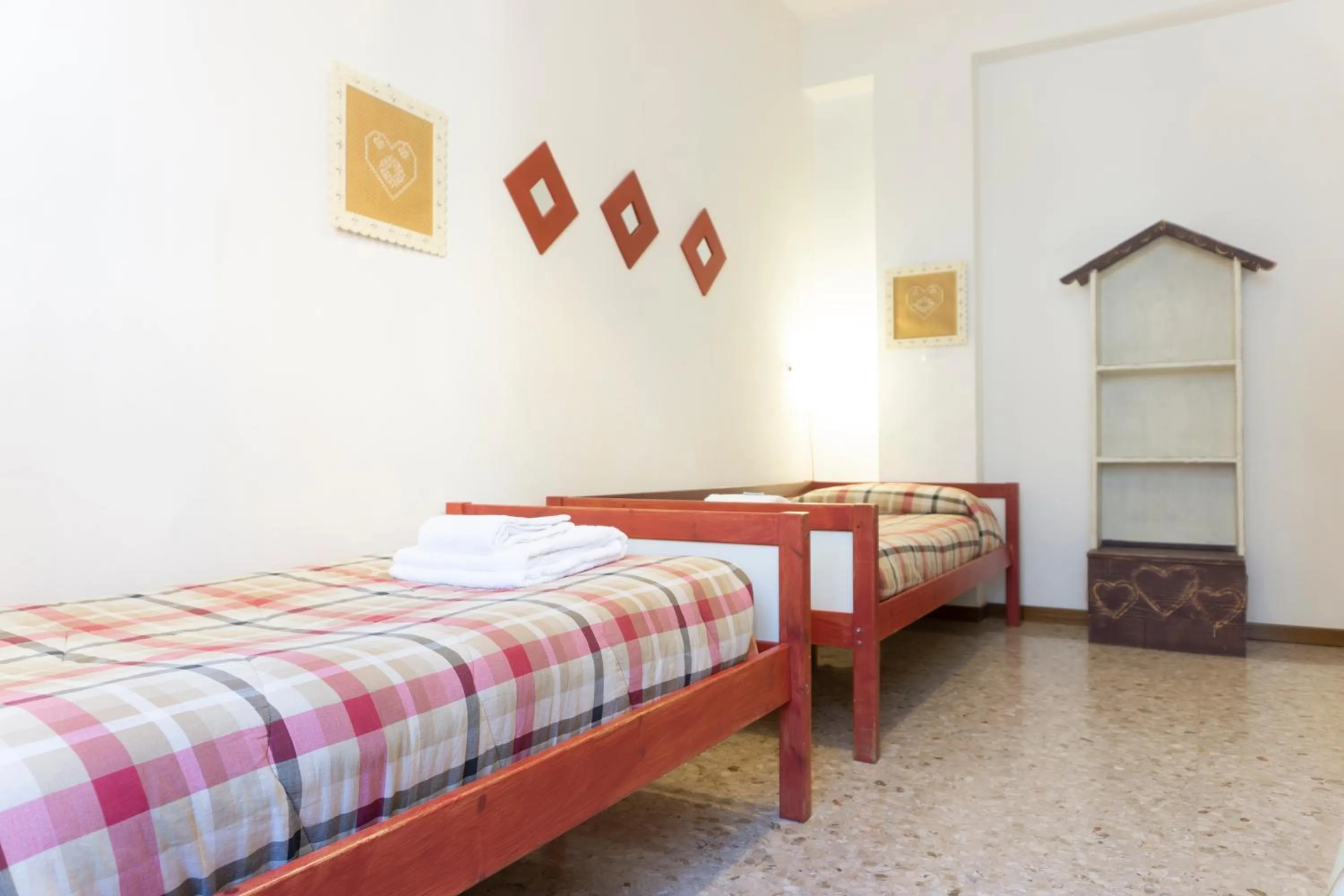 Bed in Re Lear - 4 bedrooms Apartment