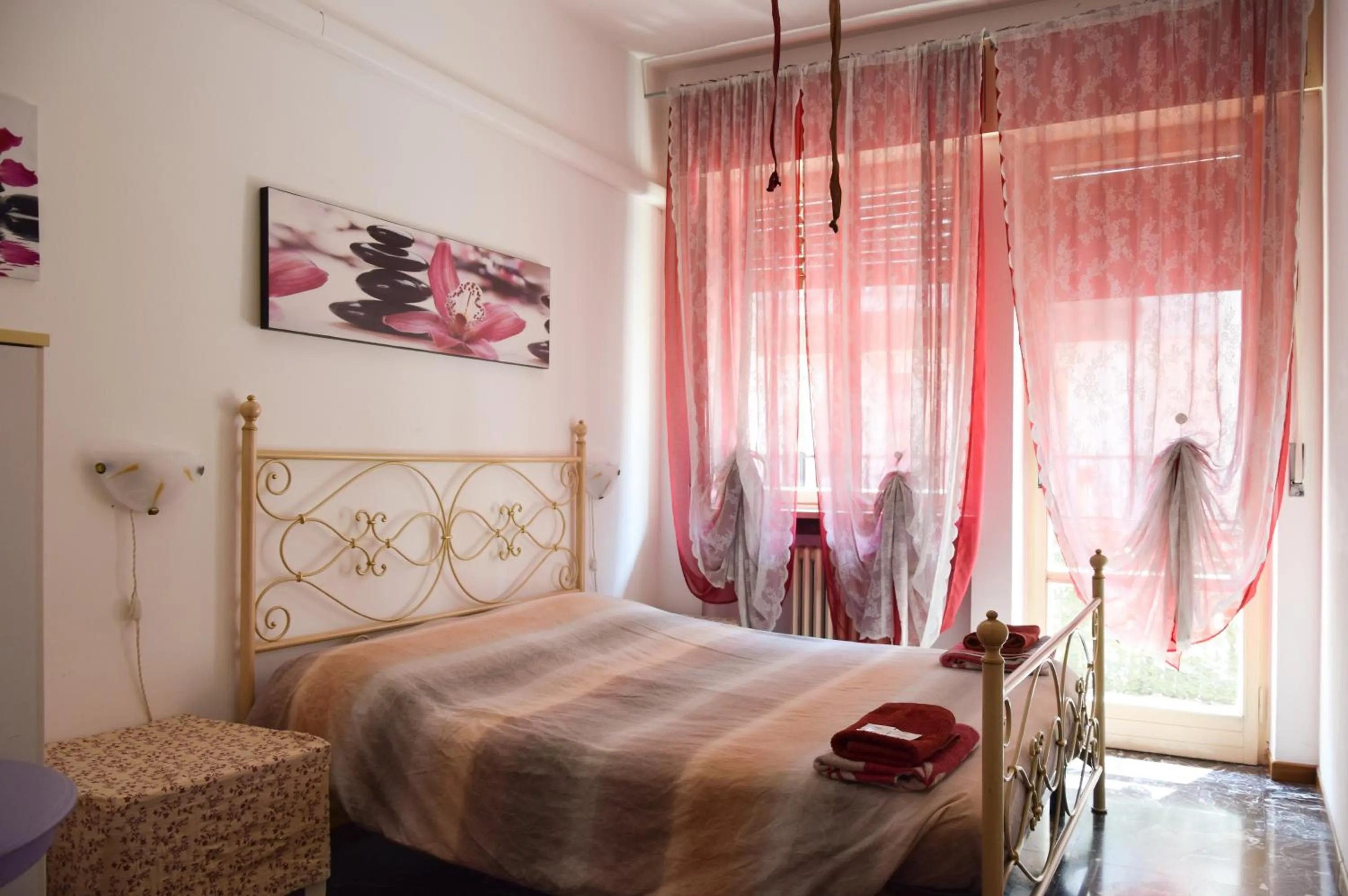 Bed in Re Lear - 4 bedrooms Apartment