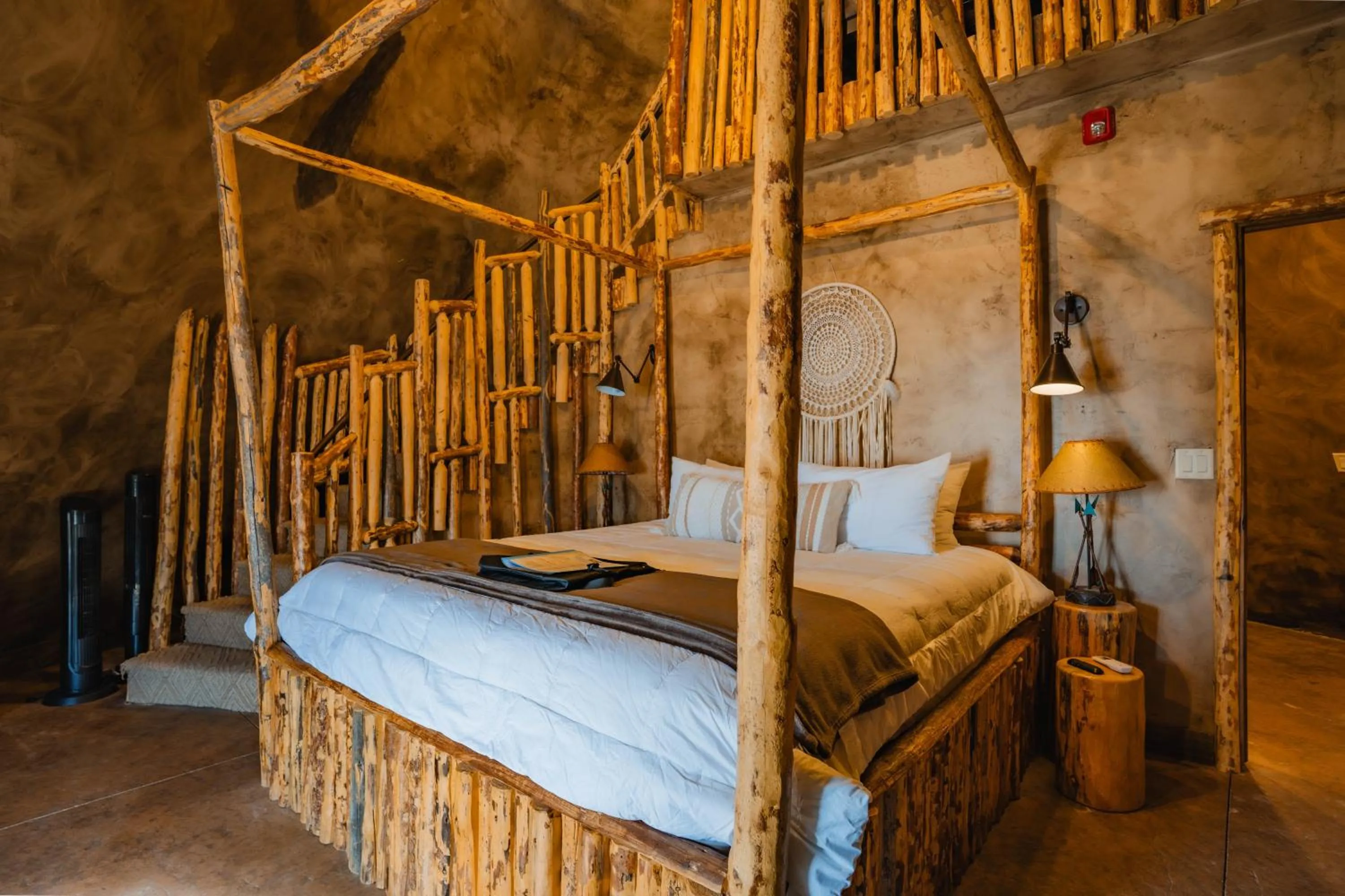 Bed in Zion White Bison Glamping & RV Resort