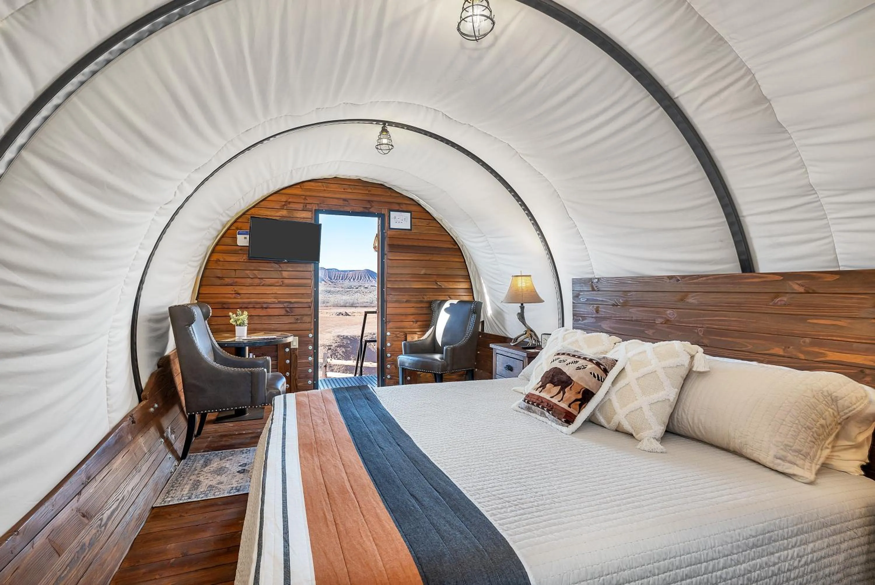 Property building, Bed in Zion White Bison Glamping & RV Resort
