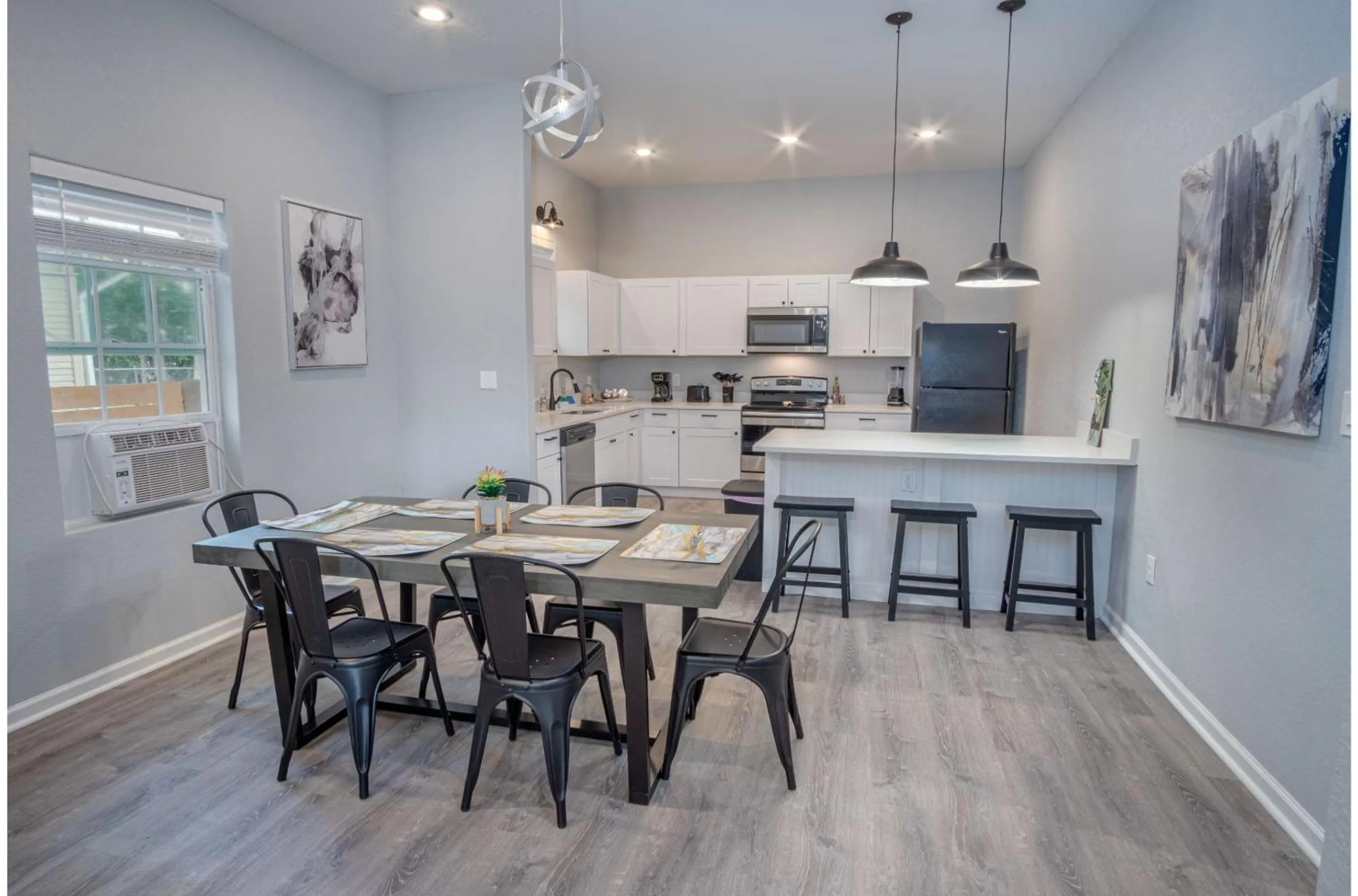 Other in Cozy and Lovely 2BR 2BA Apt#A Near Lively Downtown