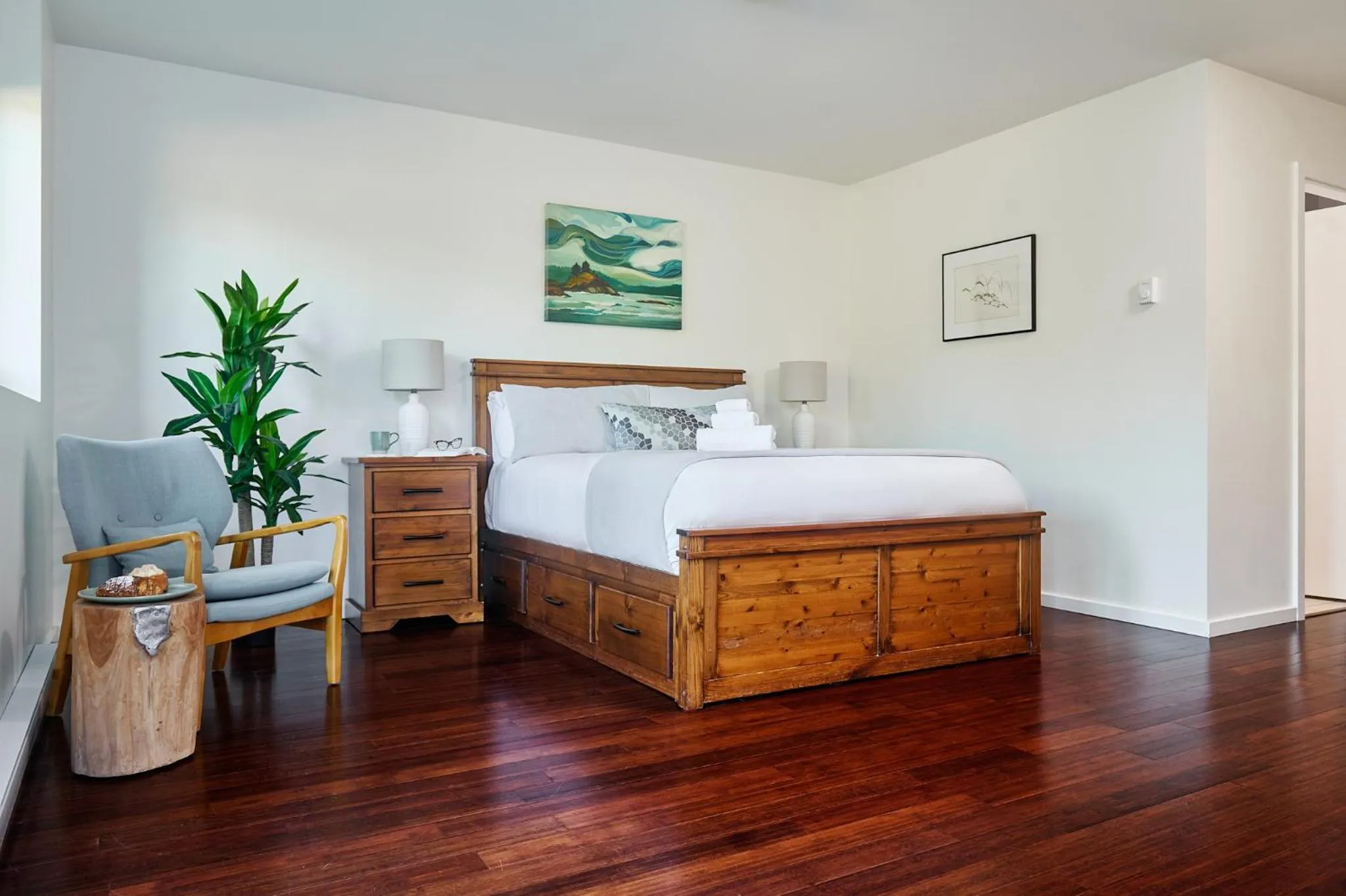 Bedroom, Bed in Liahona Guest House