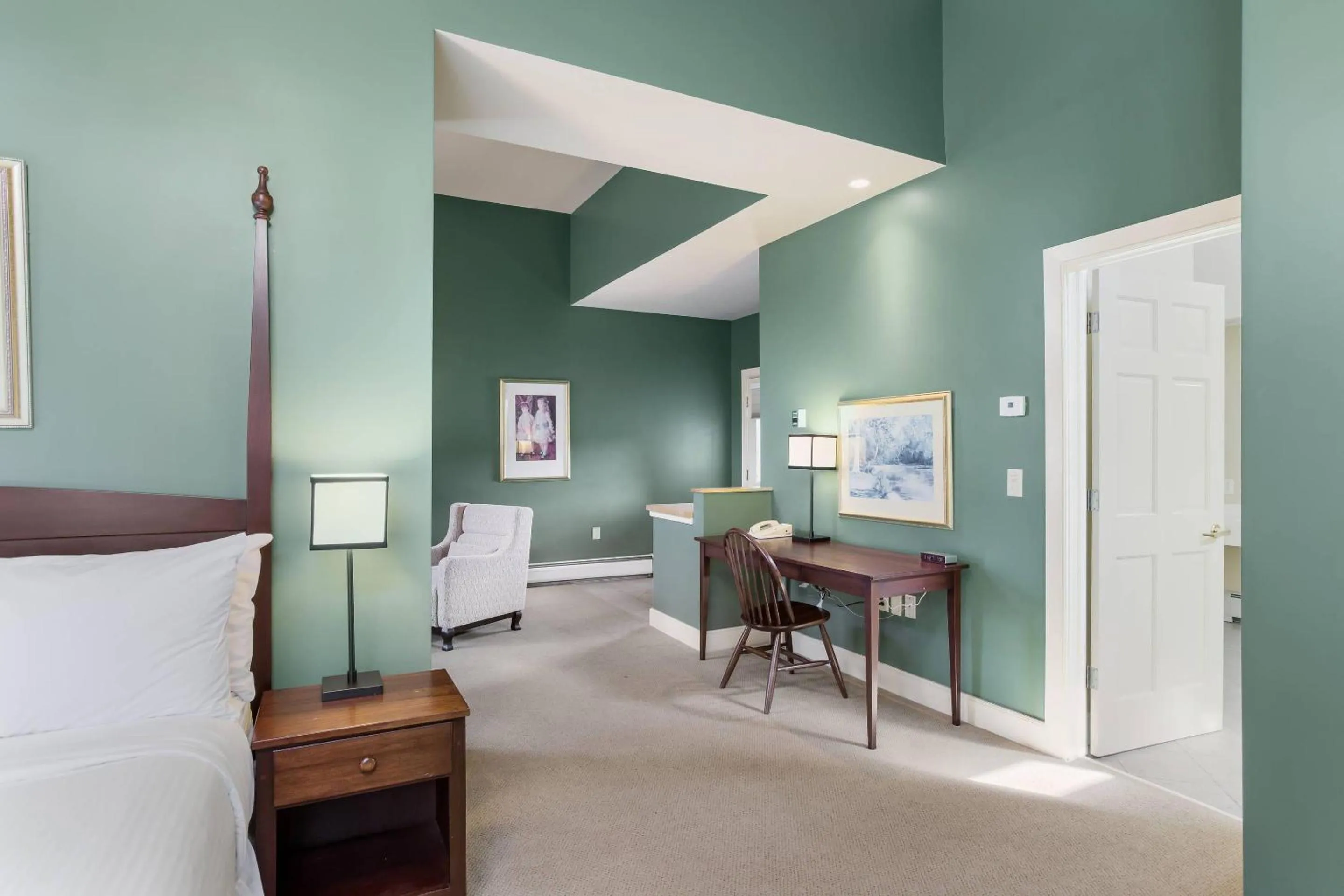 Bedroom, Bed in The Palmer House Resort, an Ascend Collection Hotel