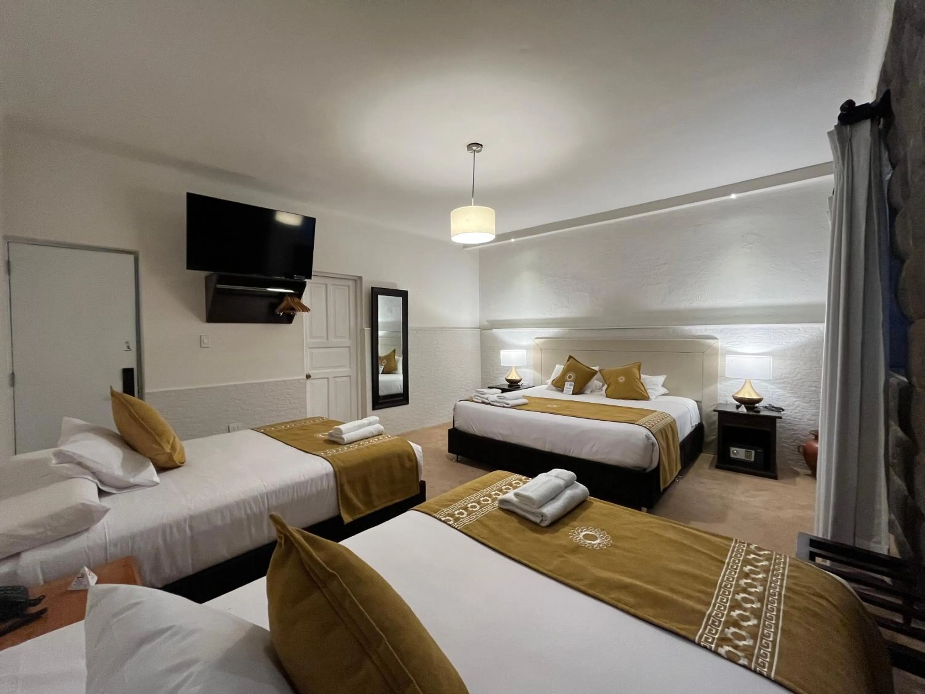 Bed in Katari at Plaza de Armas Cusco