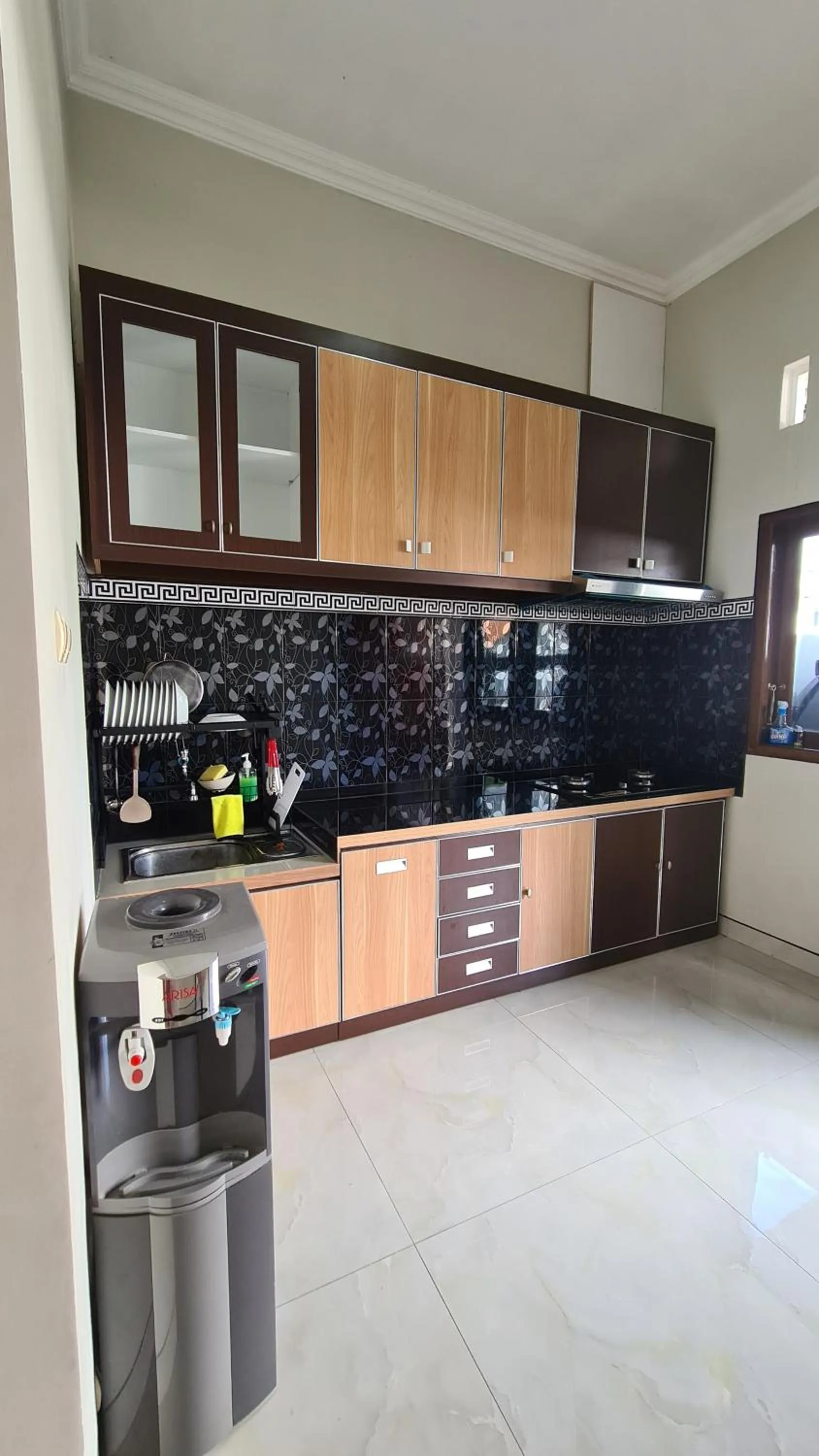 Coffee/tea facilities in Oemah Wisata RinginSari -Full House, 5 Bed Rooms-