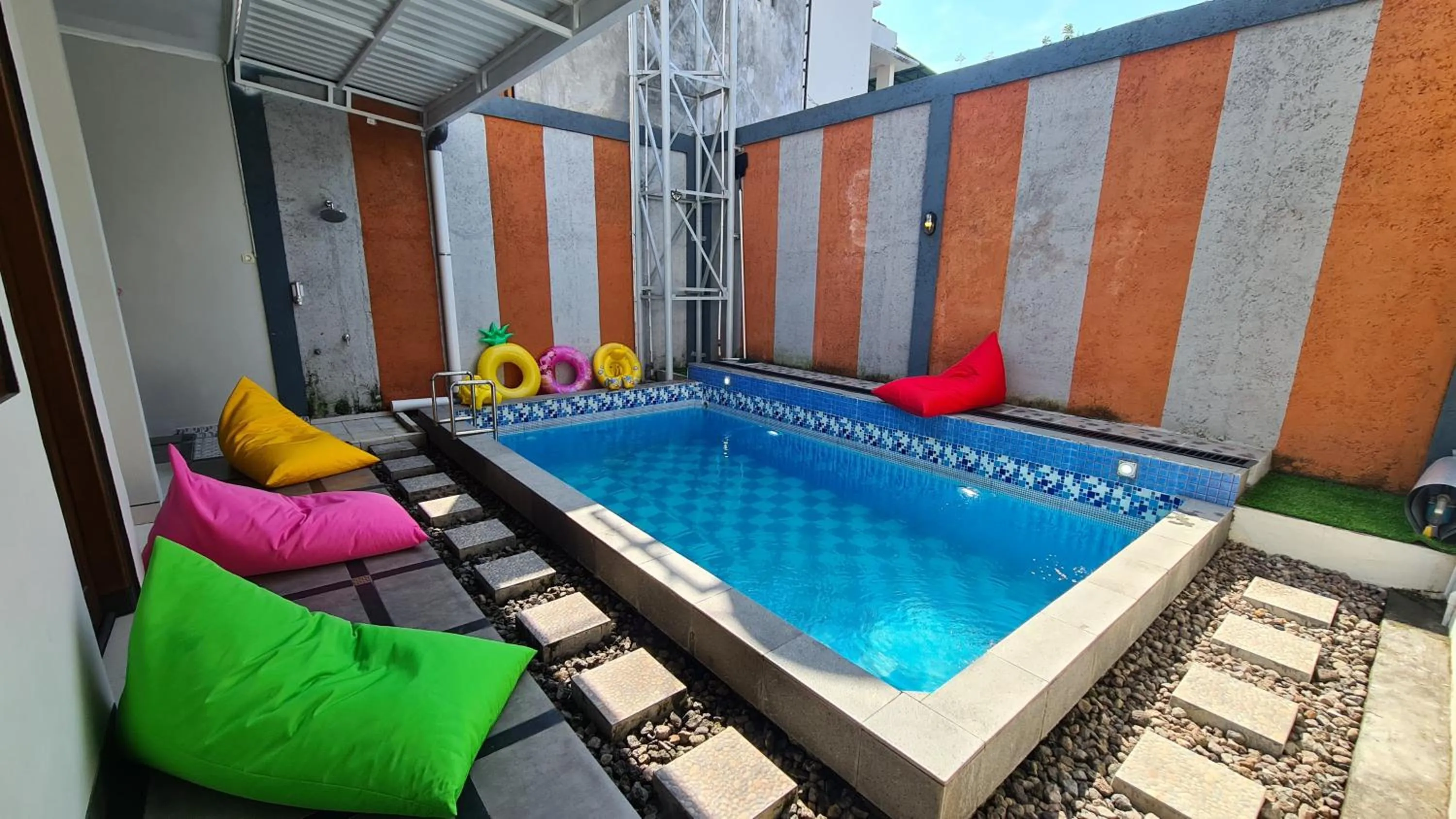 Swimming pool in Oemah Wisata RinginSari -Full House, 5 Bed Rooms-
