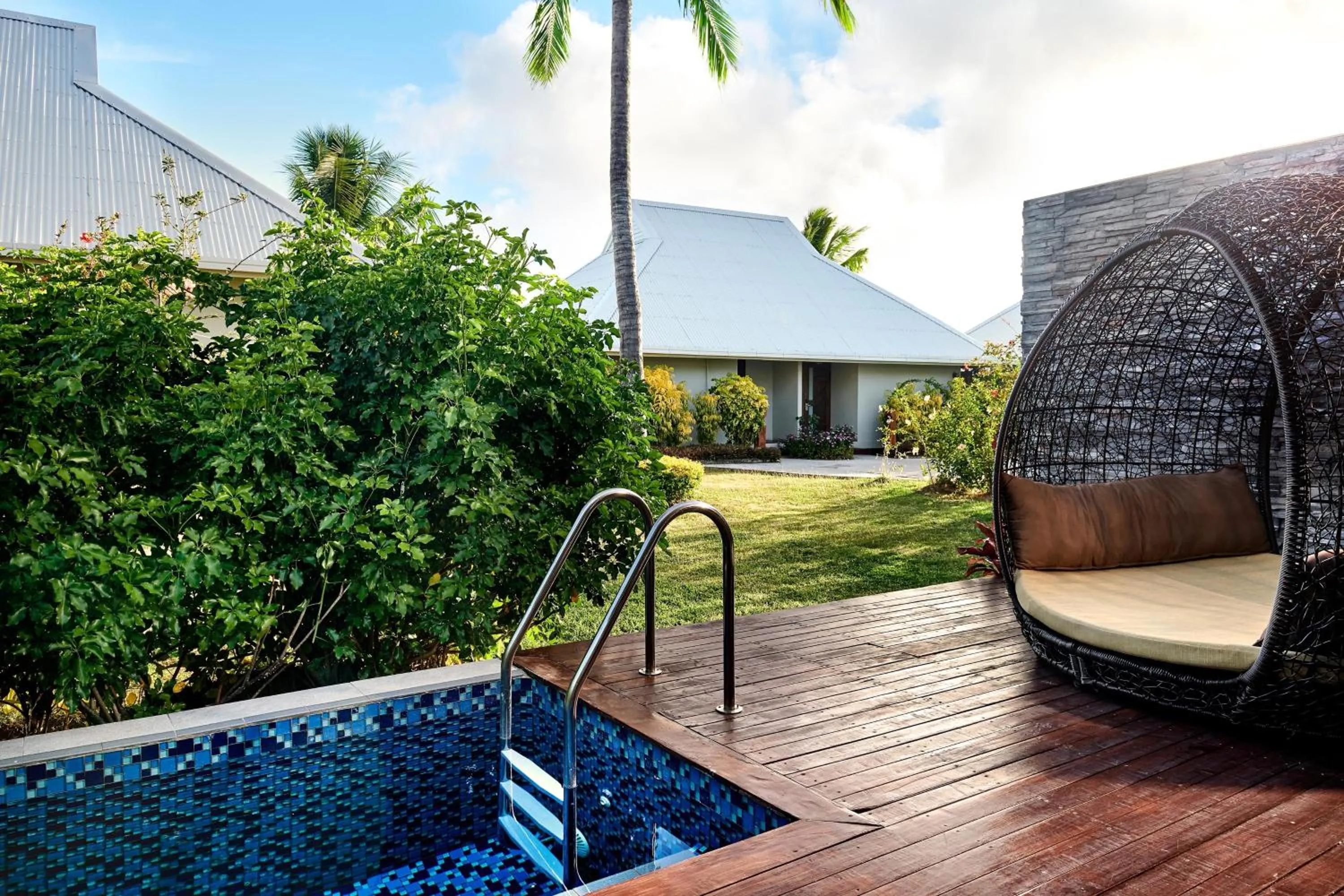 Swimming pool in Sheraton Resort & Spa, Tokoriki Island, Fiji