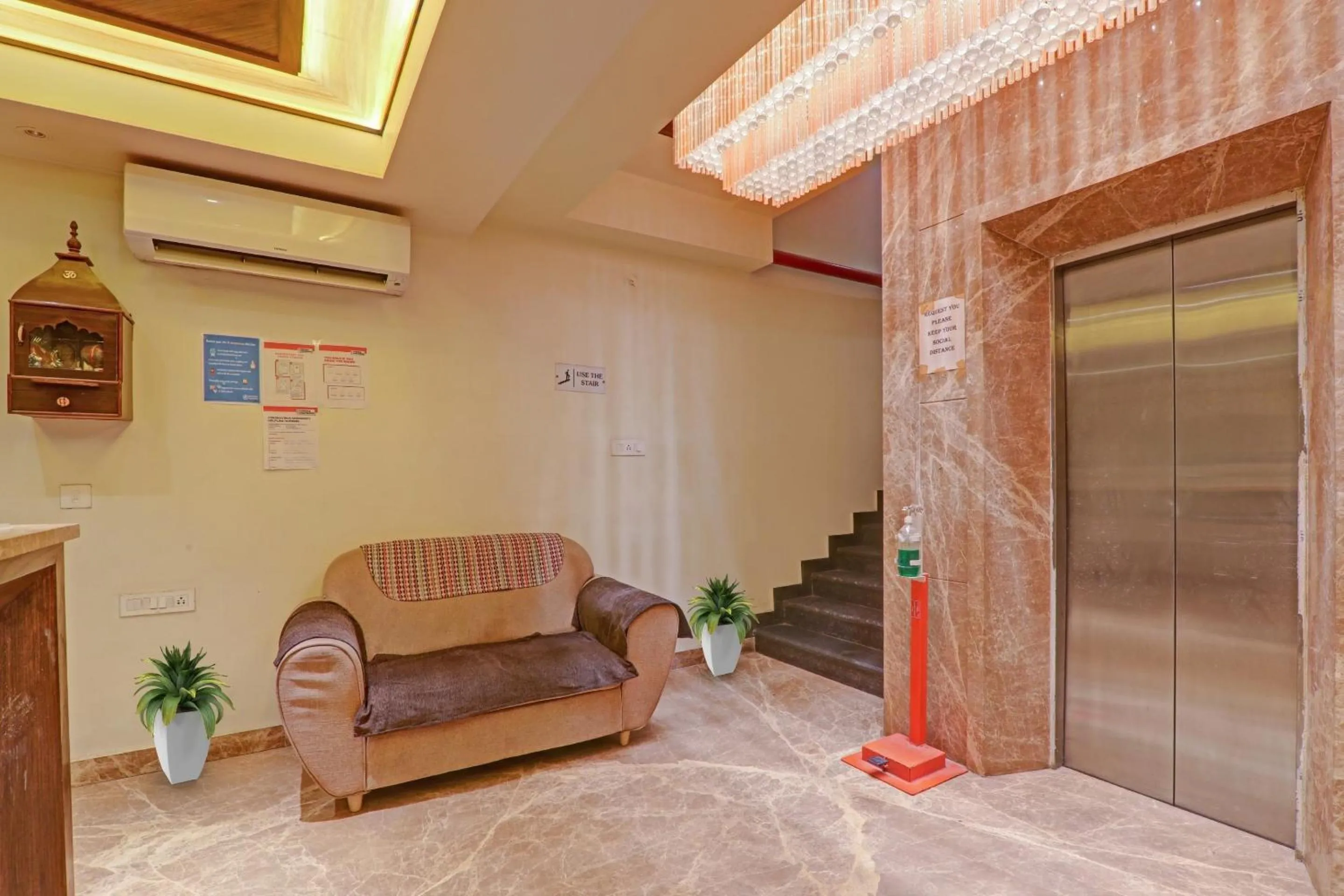 Facade/entrance in Townhouse Hotel Spotlight