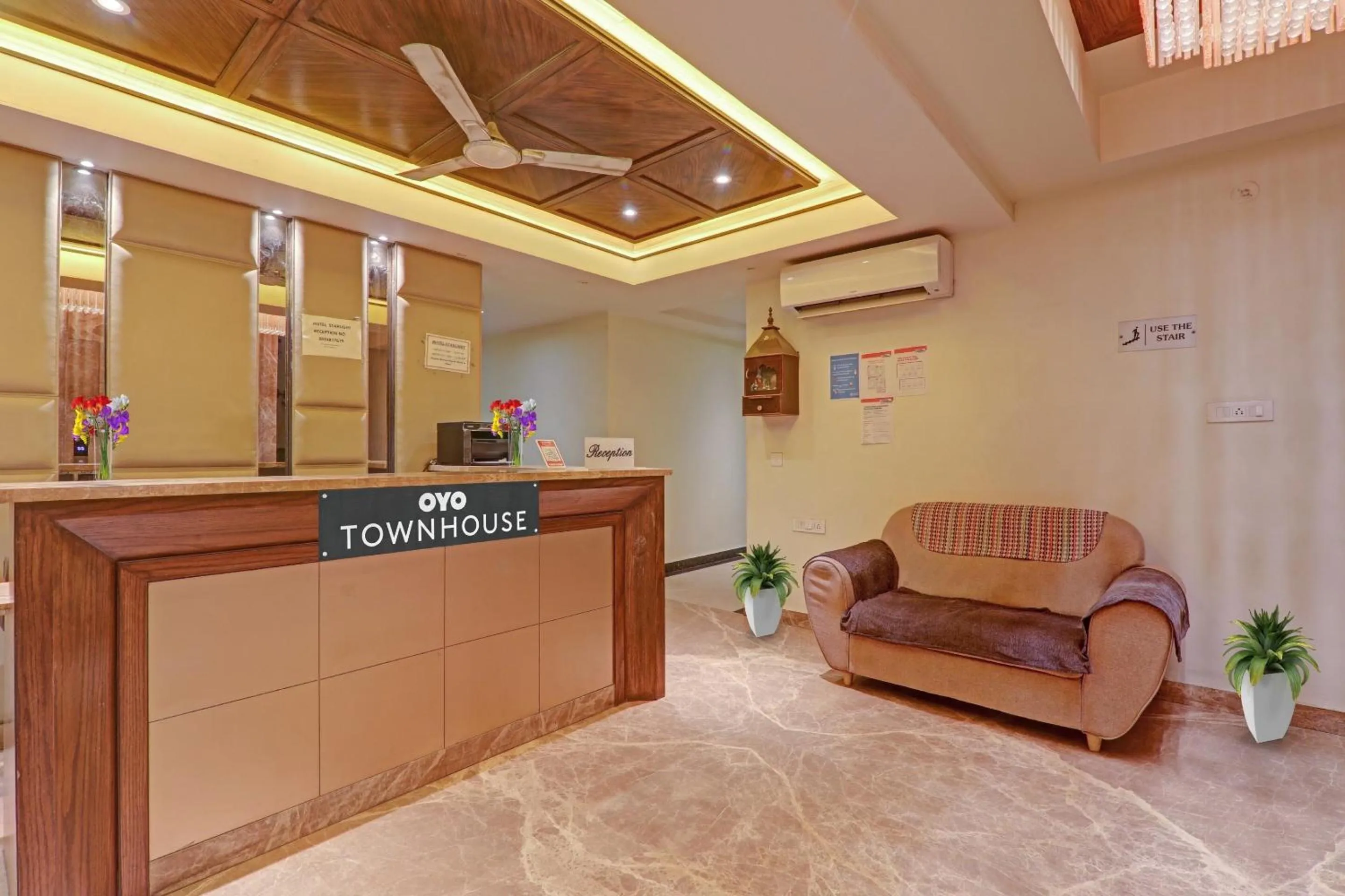 Lobby or reception in Townhouse Hotel Spotlight