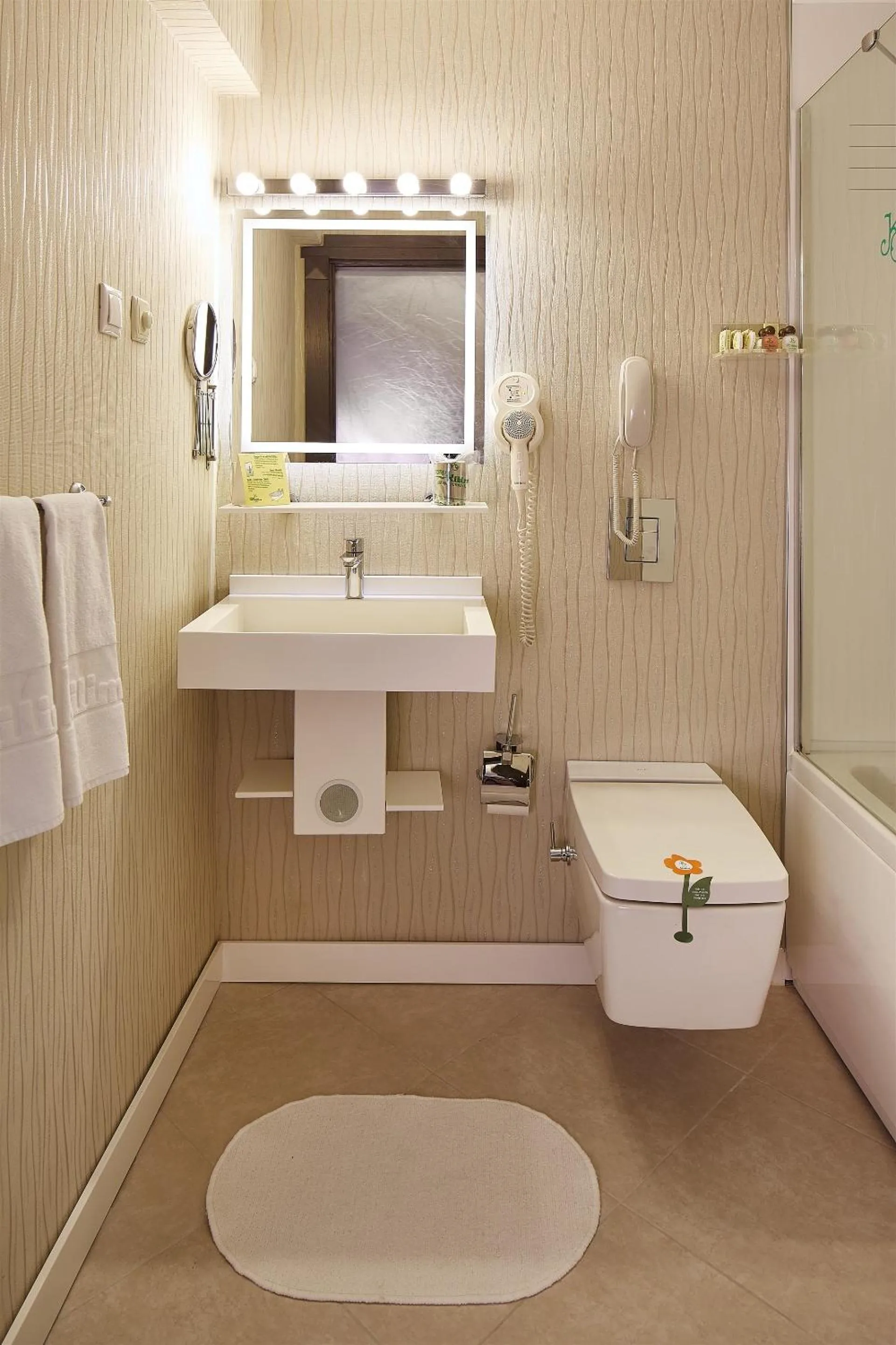 Bathroom in Kilim Hotel Izmir