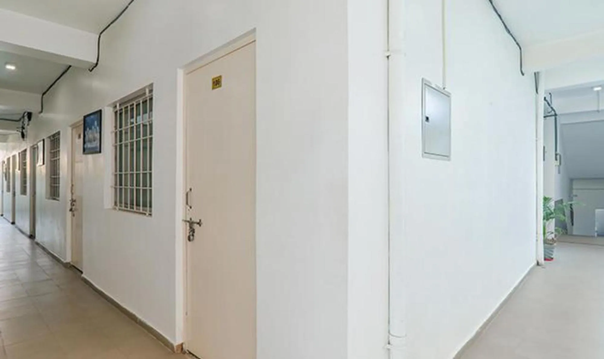 Lobby or reception in FabExpress Ashiyana Inn