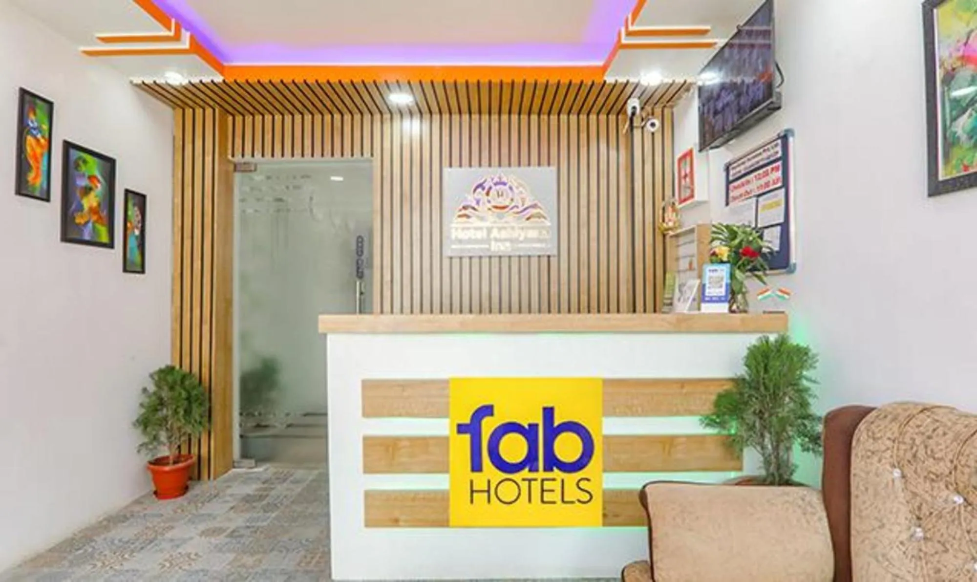 Lobby or reception in FabExpress Ashiyana Inn