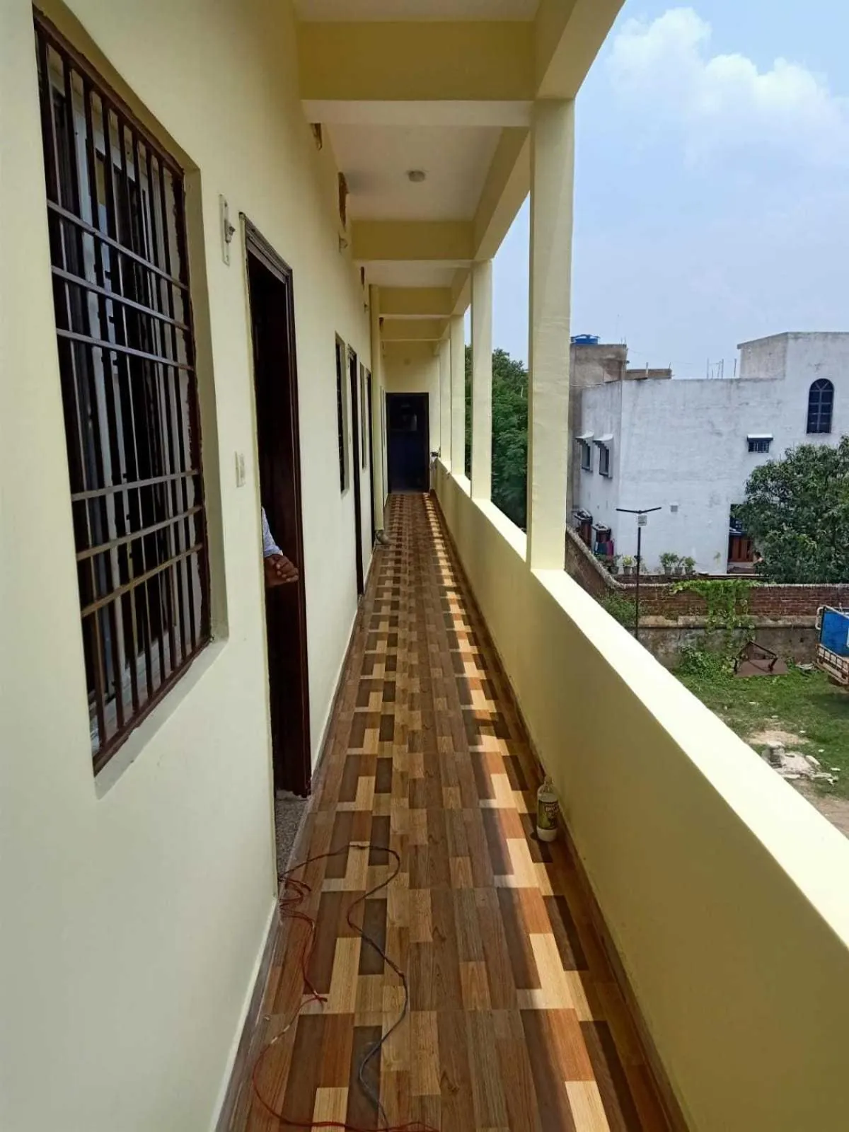 Facade/entrance in HOTEL O PRIYAL INn