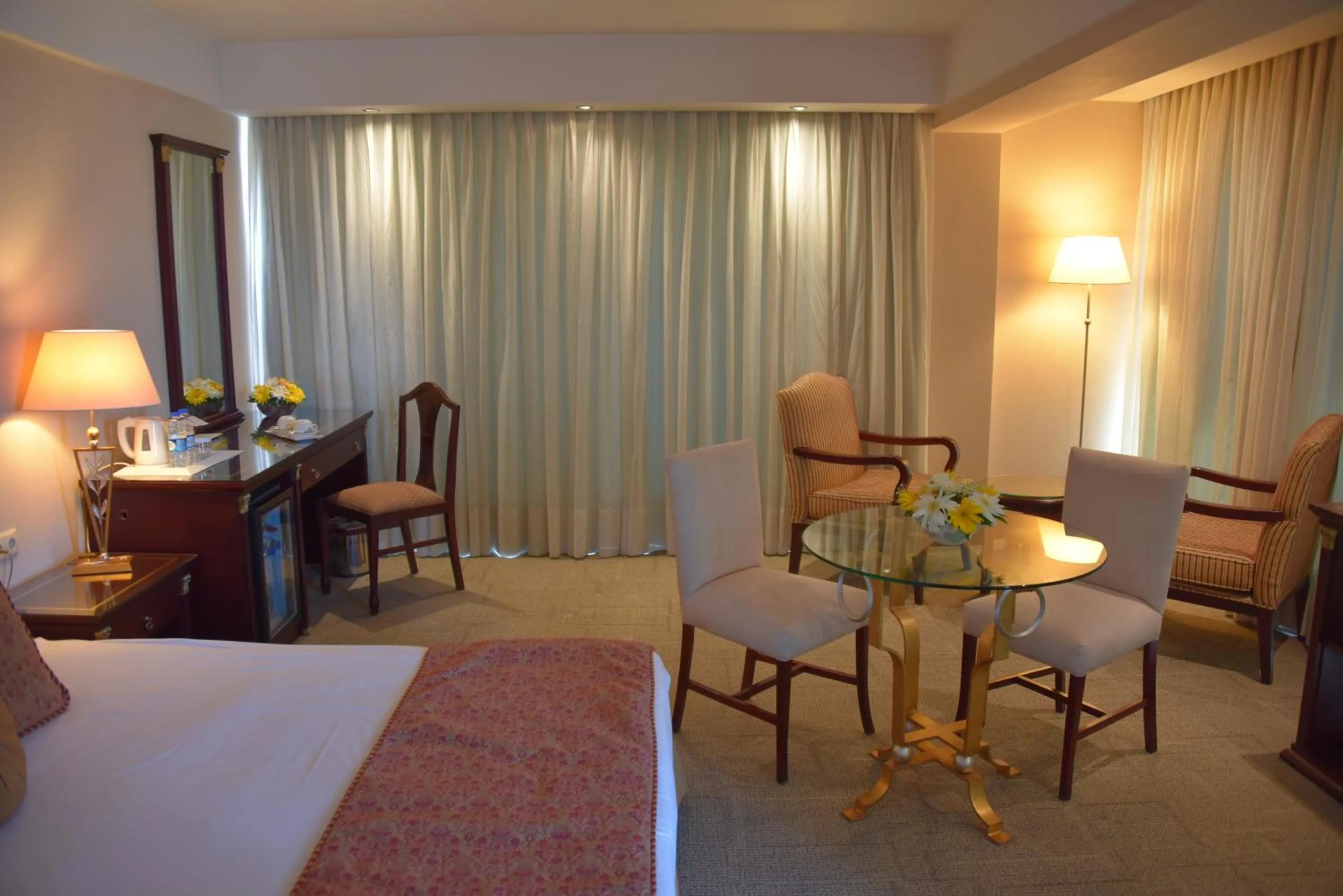 Photo of the whole room in Ege Palas