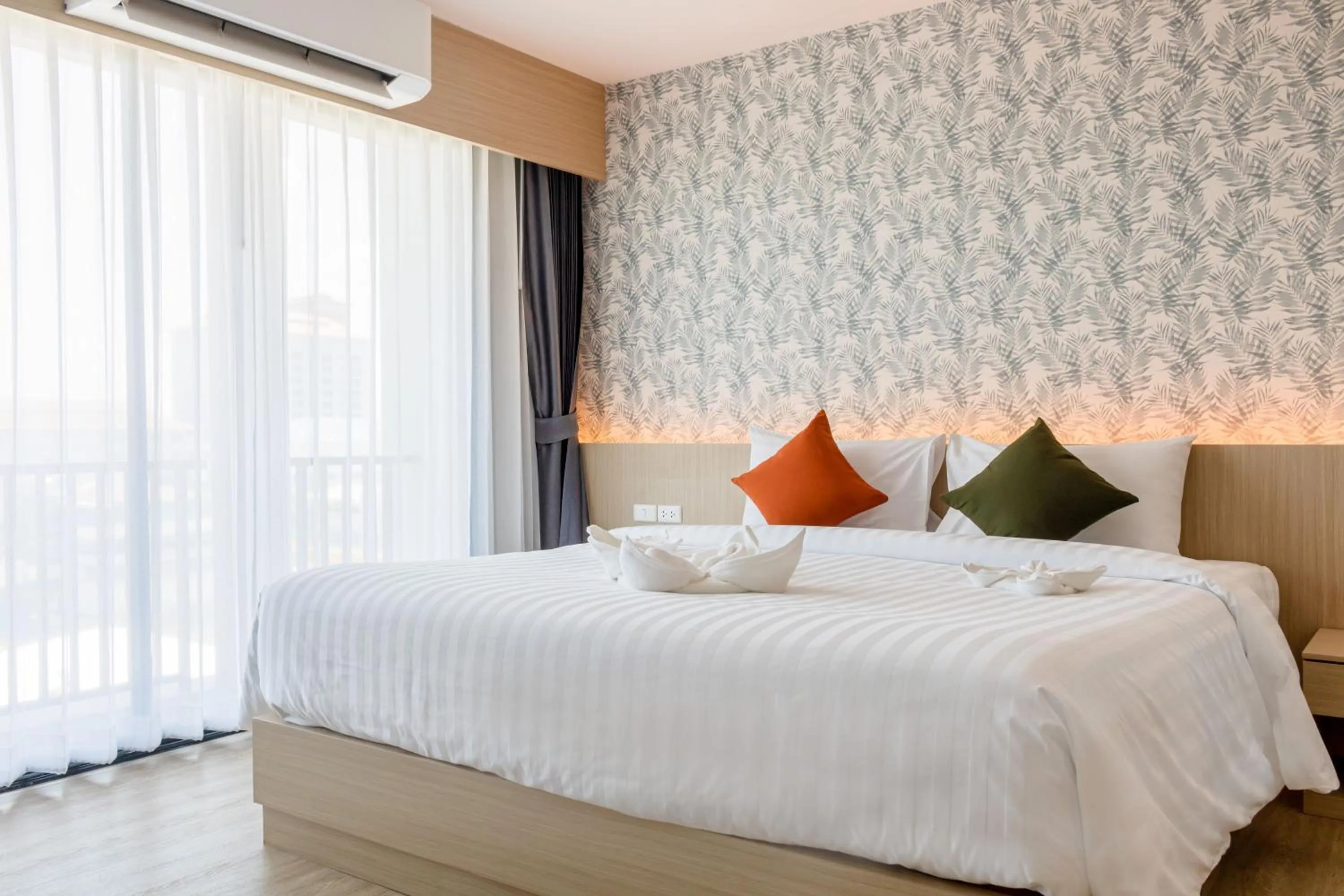 Bedroom, Bed in ONE Hotel