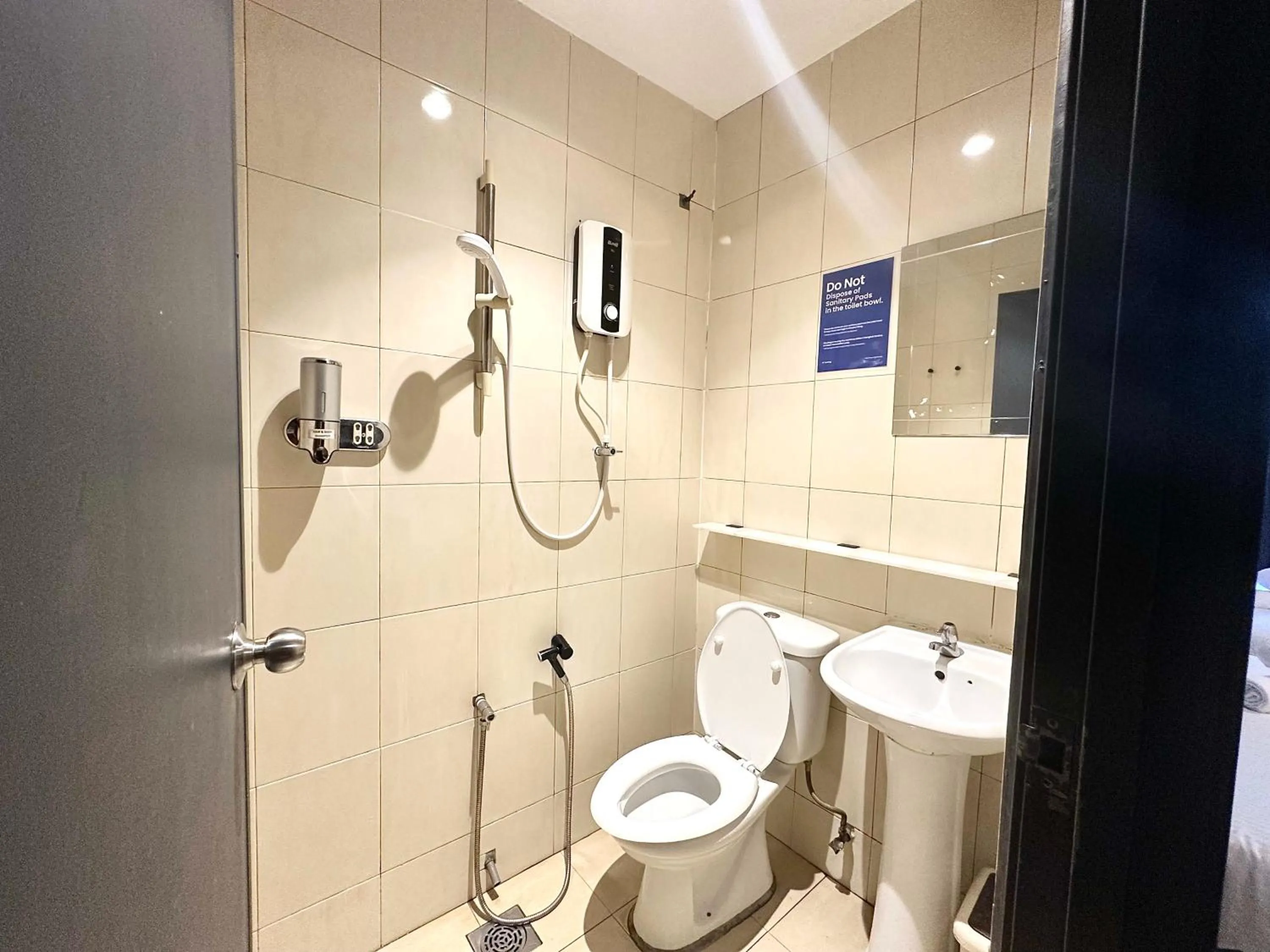 Shower in # Hashtag Hotel - Self Check in