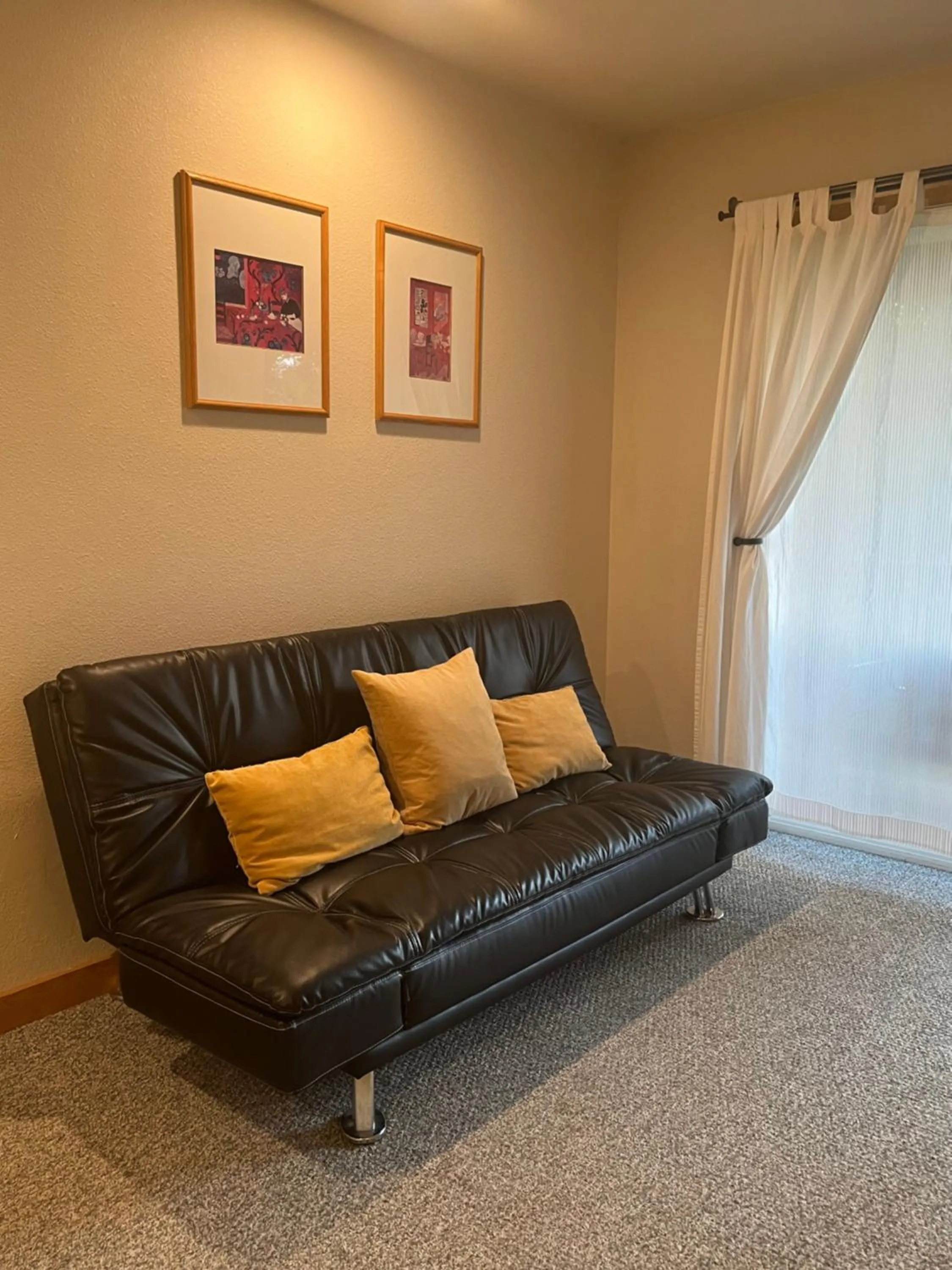 Seating area in River Run Inn