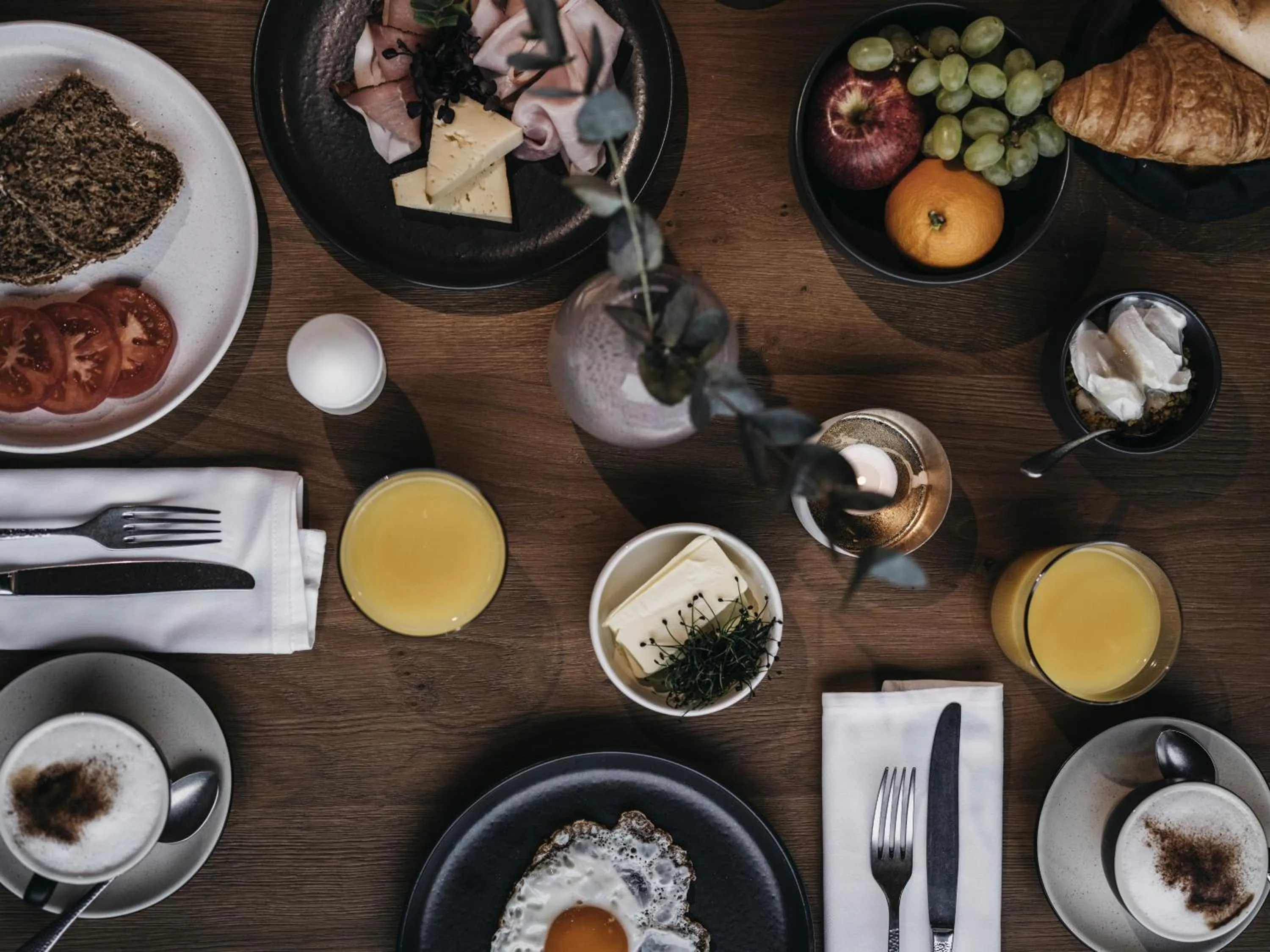 Restaurant/places to eat in Haven Mountain Retreat