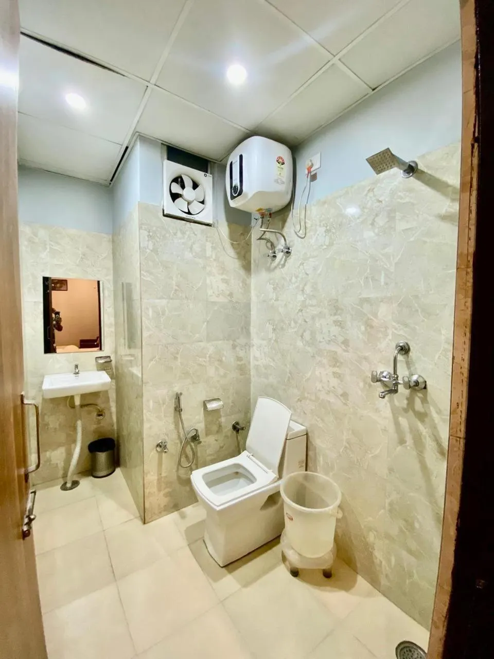 Hotel Bhagwati Palace