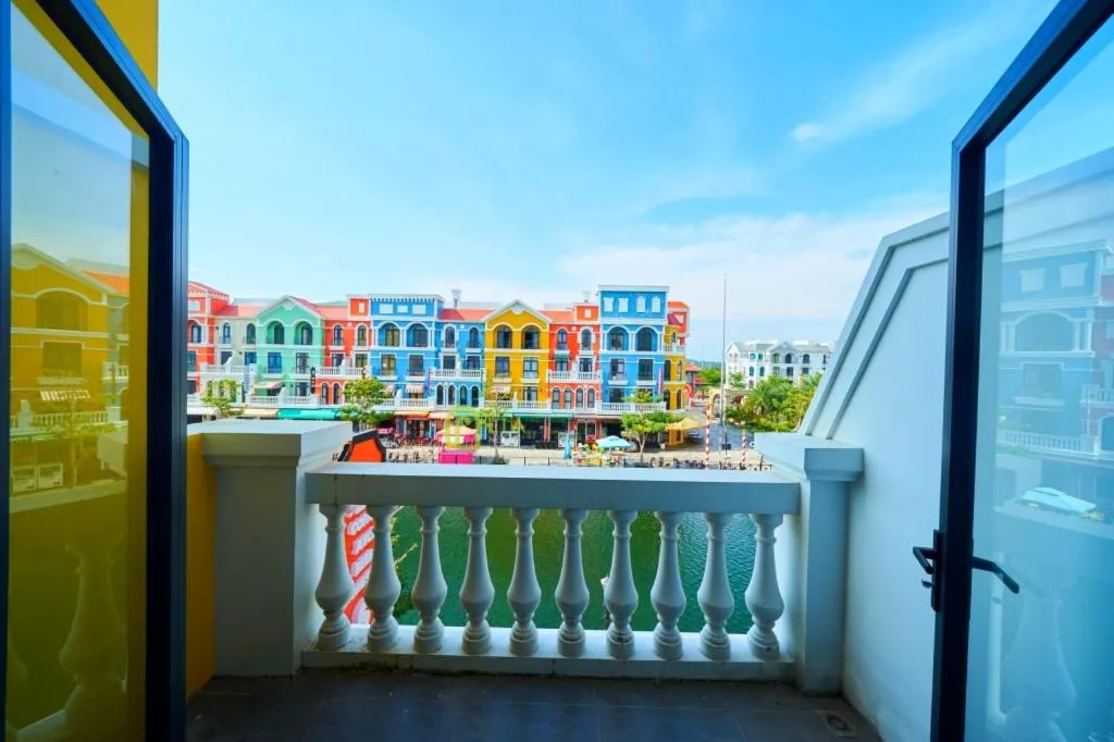 Balcony/Terrace in Lia Homestay Grand World Phu Quoc