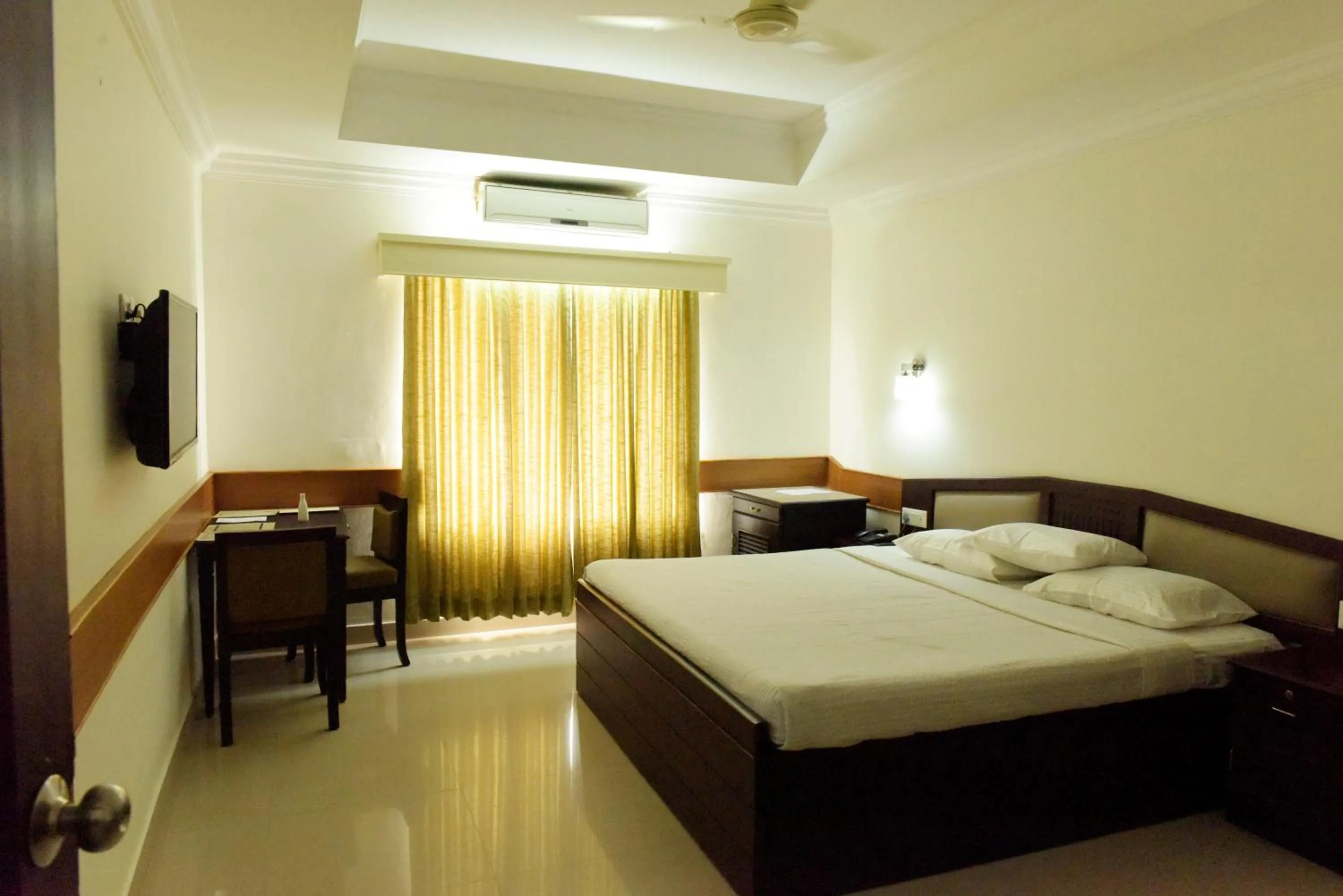 Paray Village County