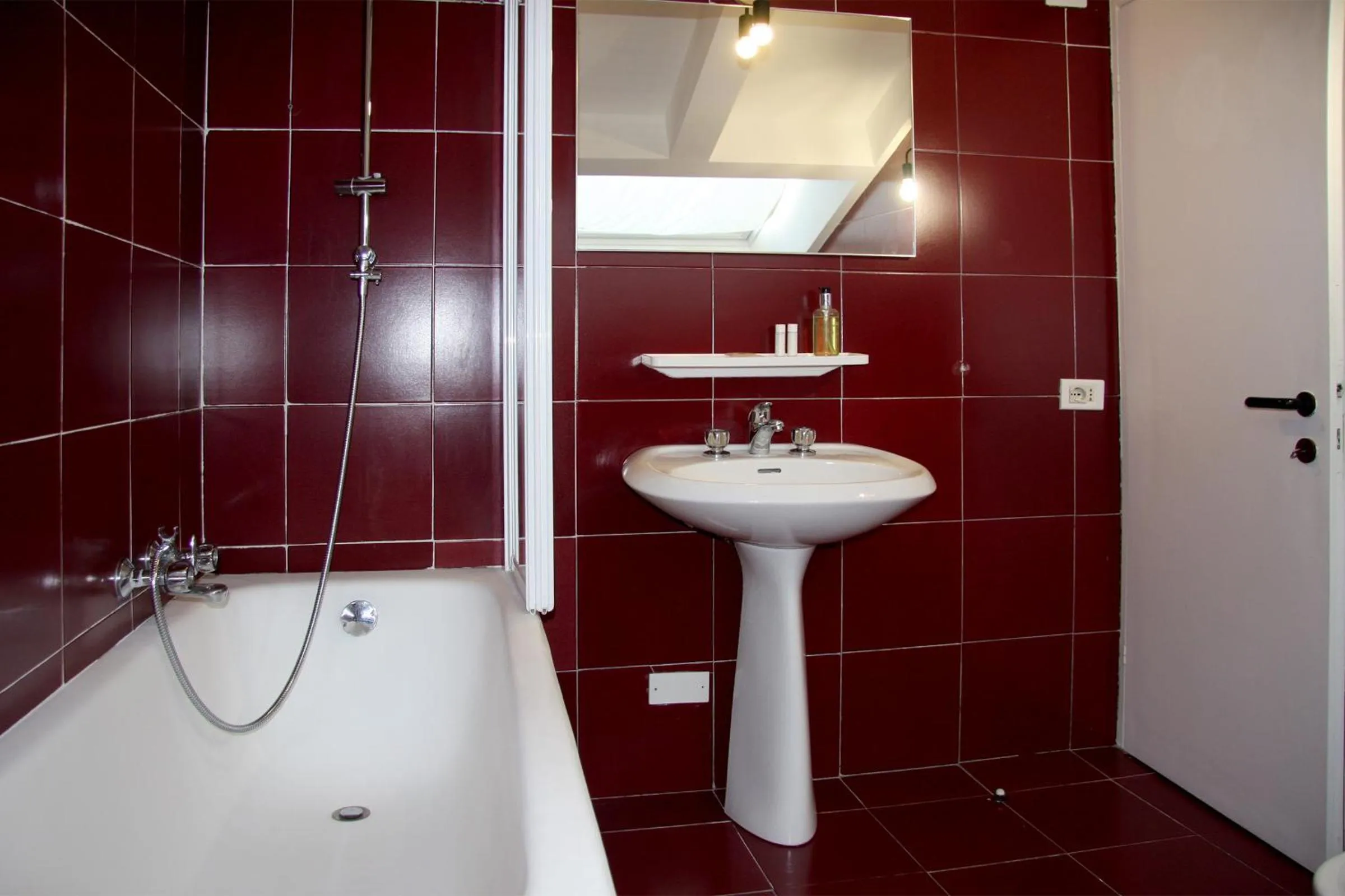 Bathroom in Mercanti Attic Version