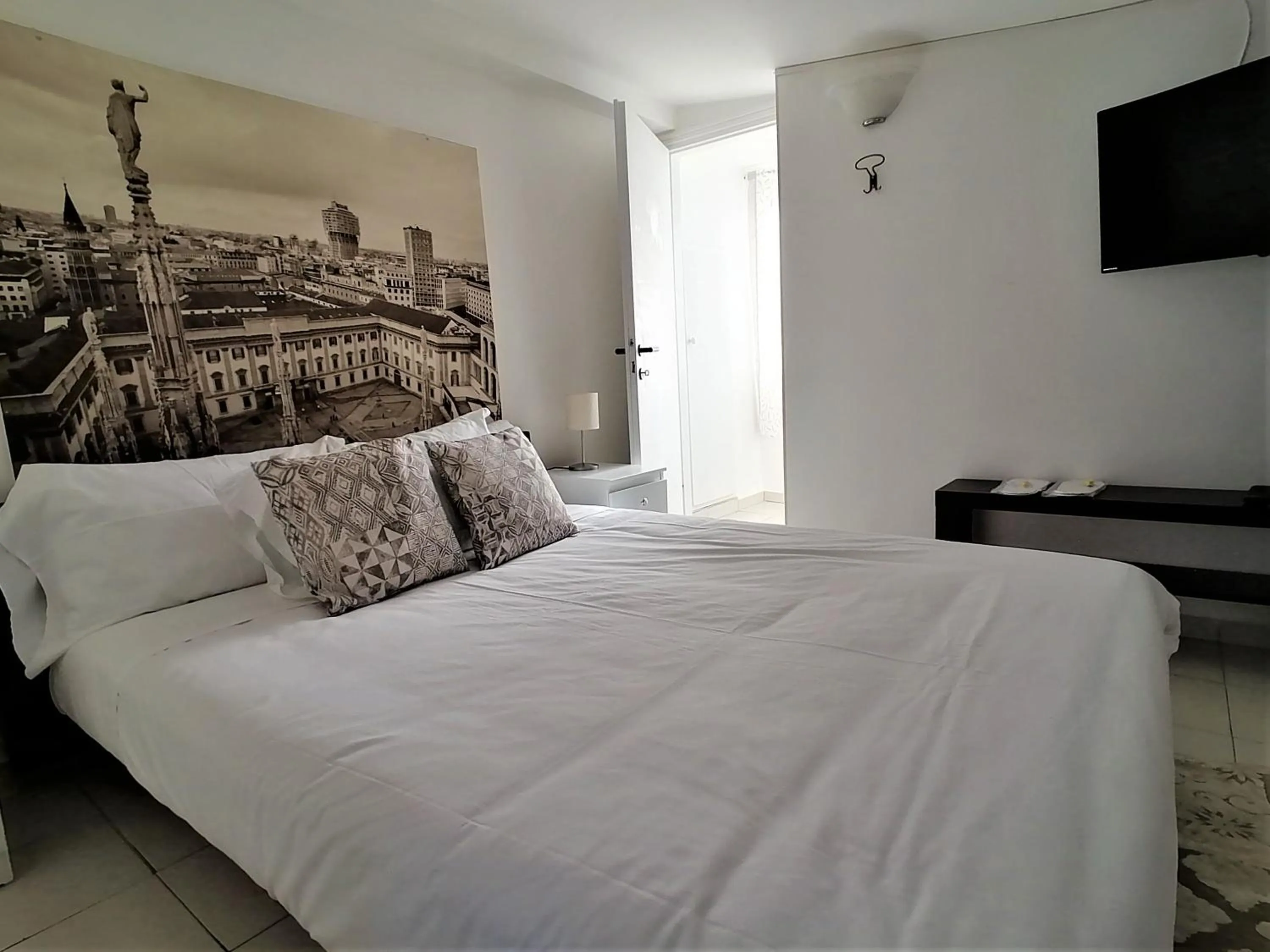 Bed in Mercanti Attic Version