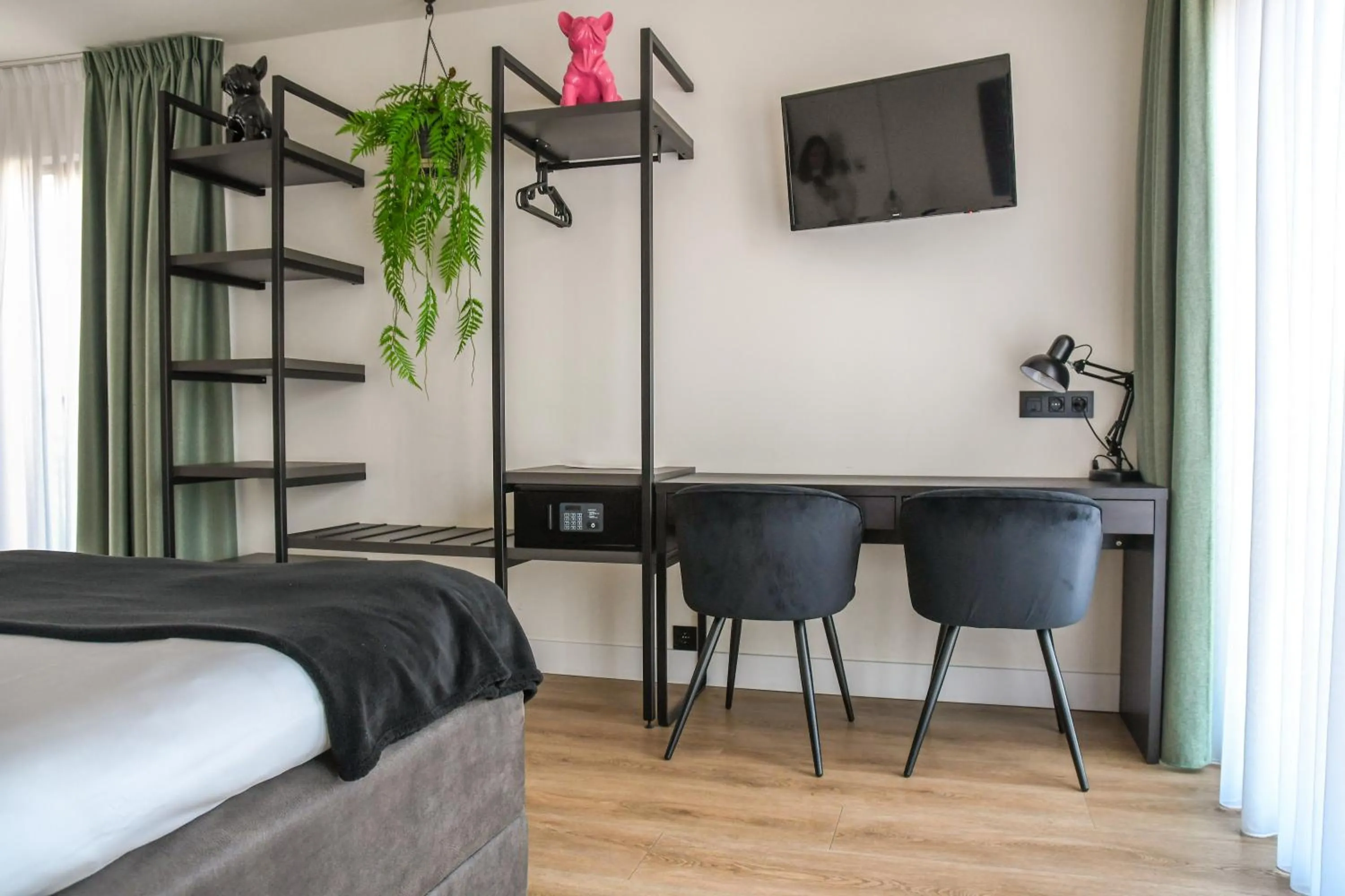 Bedroom, Bed in Hotel La Boutique