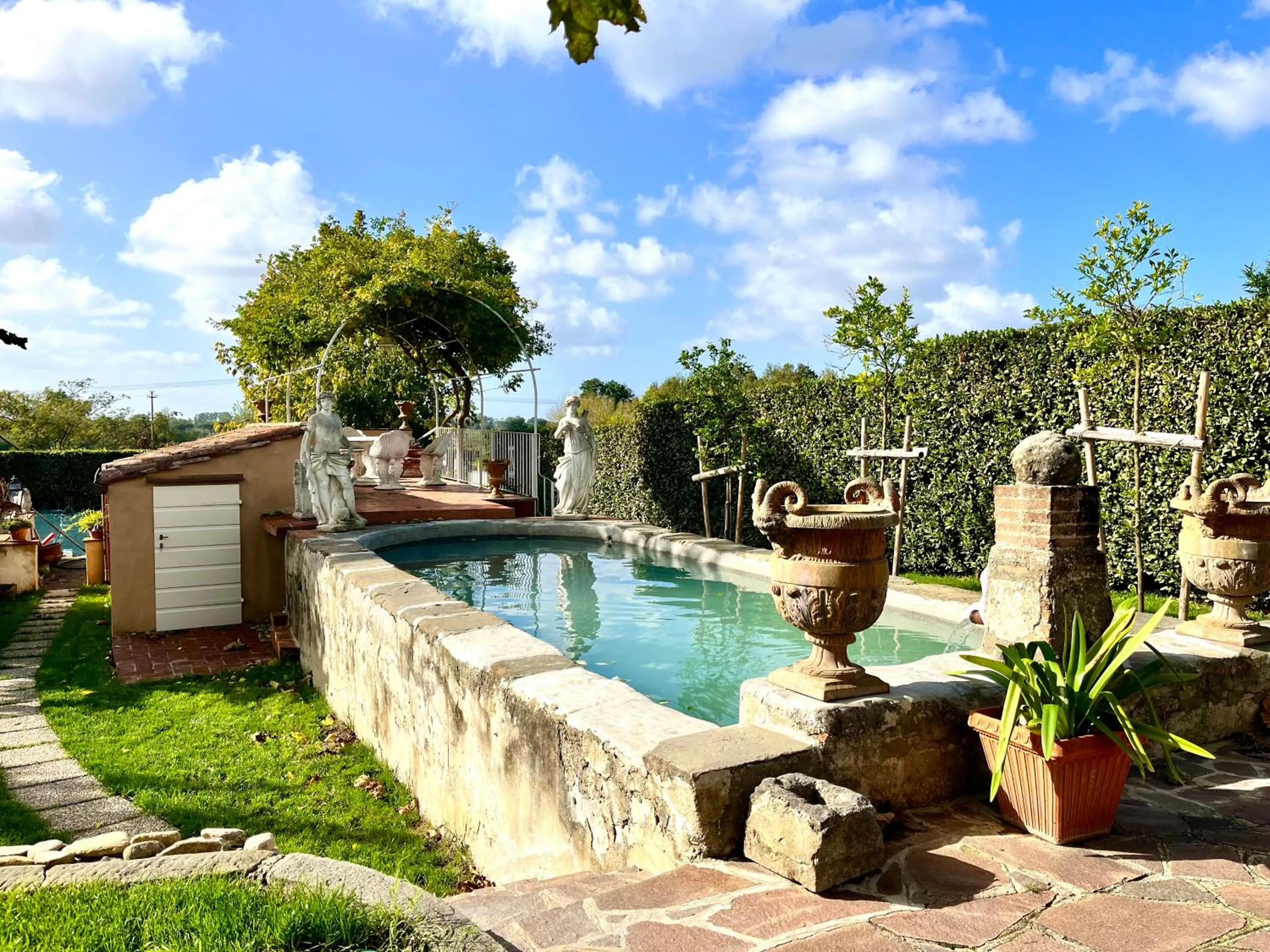 Garden view in B&B Ninfeo dell' Arancera