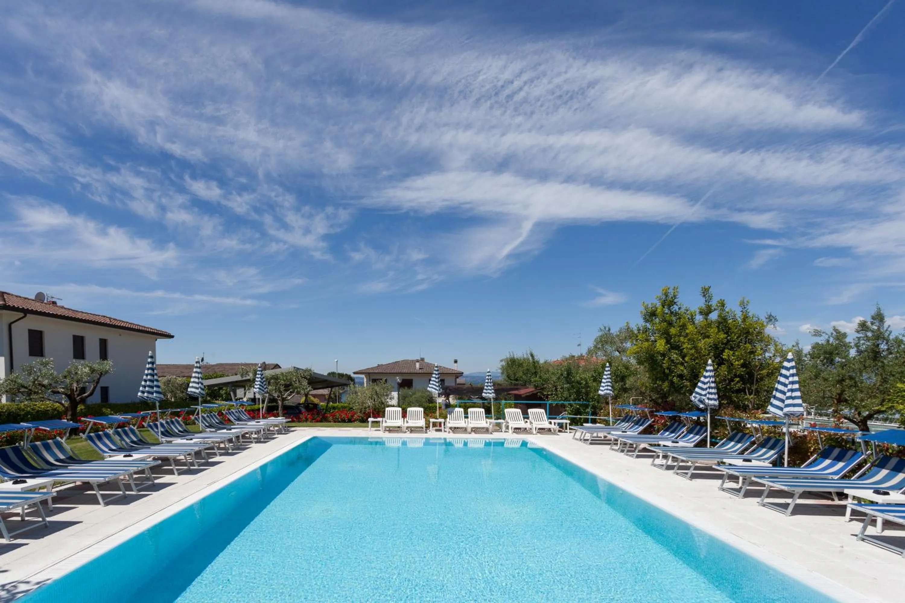 Swimming pool in Cà Masawalsa Hotel