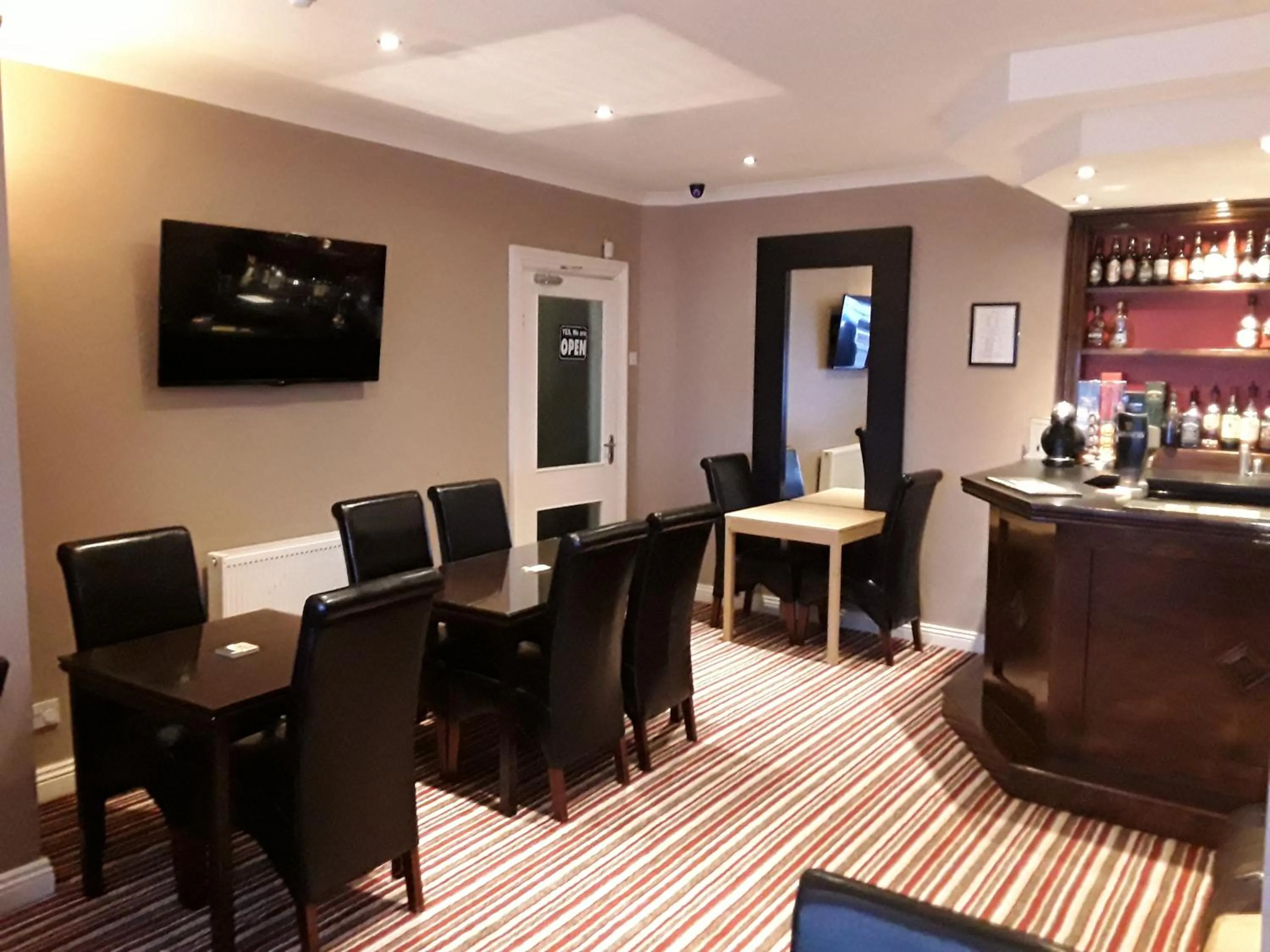 Drinks in Manchester House