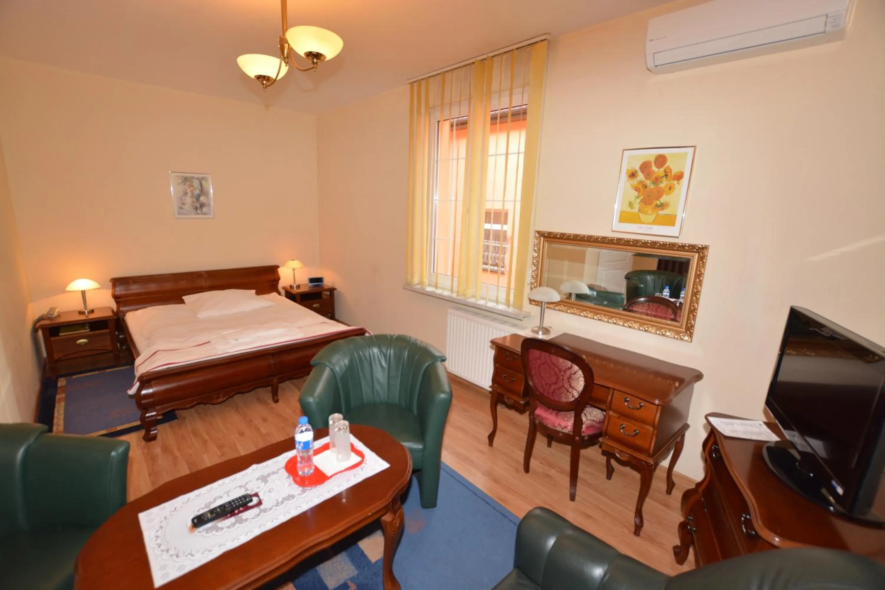 People, Bed in Hotel Gracja