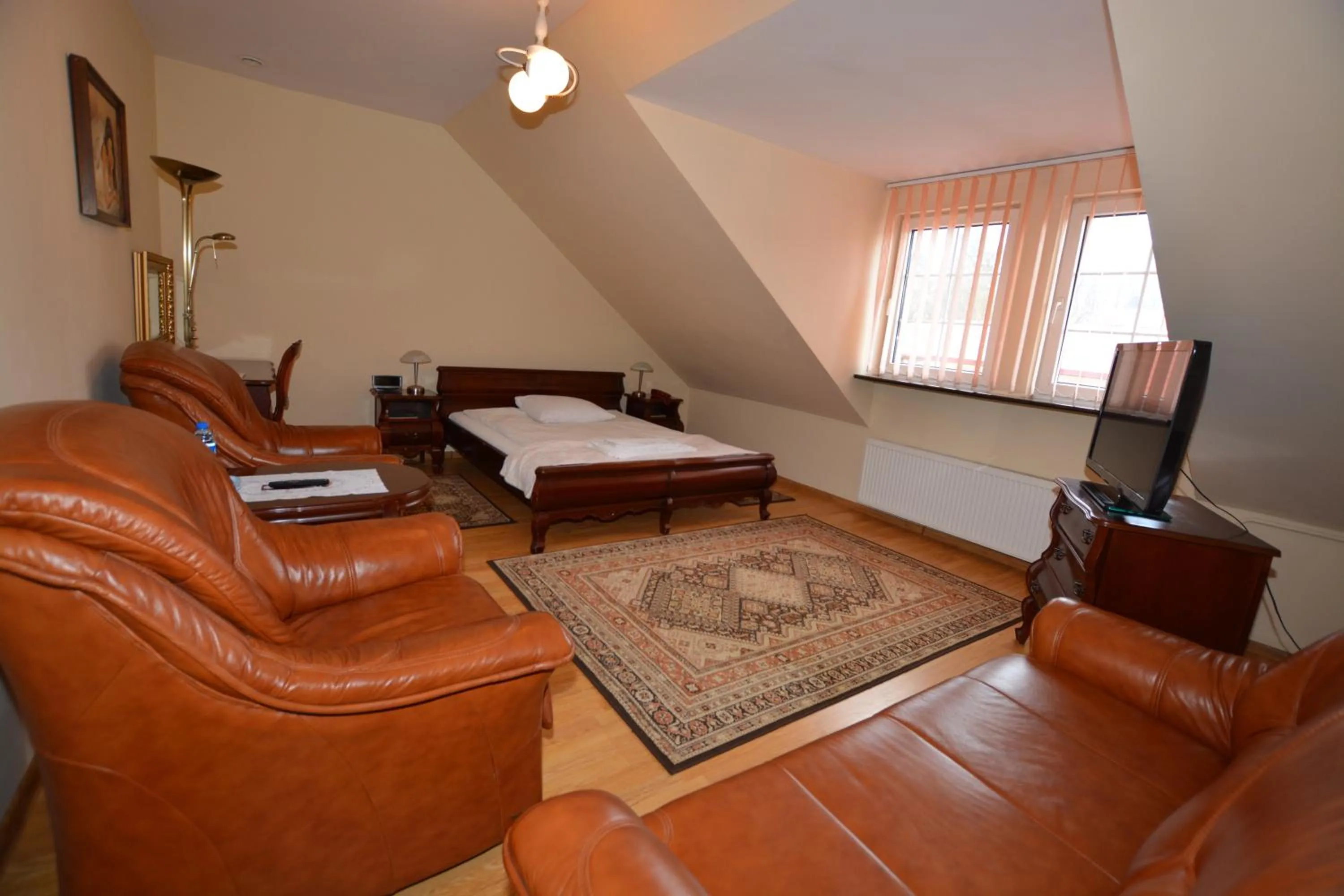 TV and multimedia in Hotel Gracja