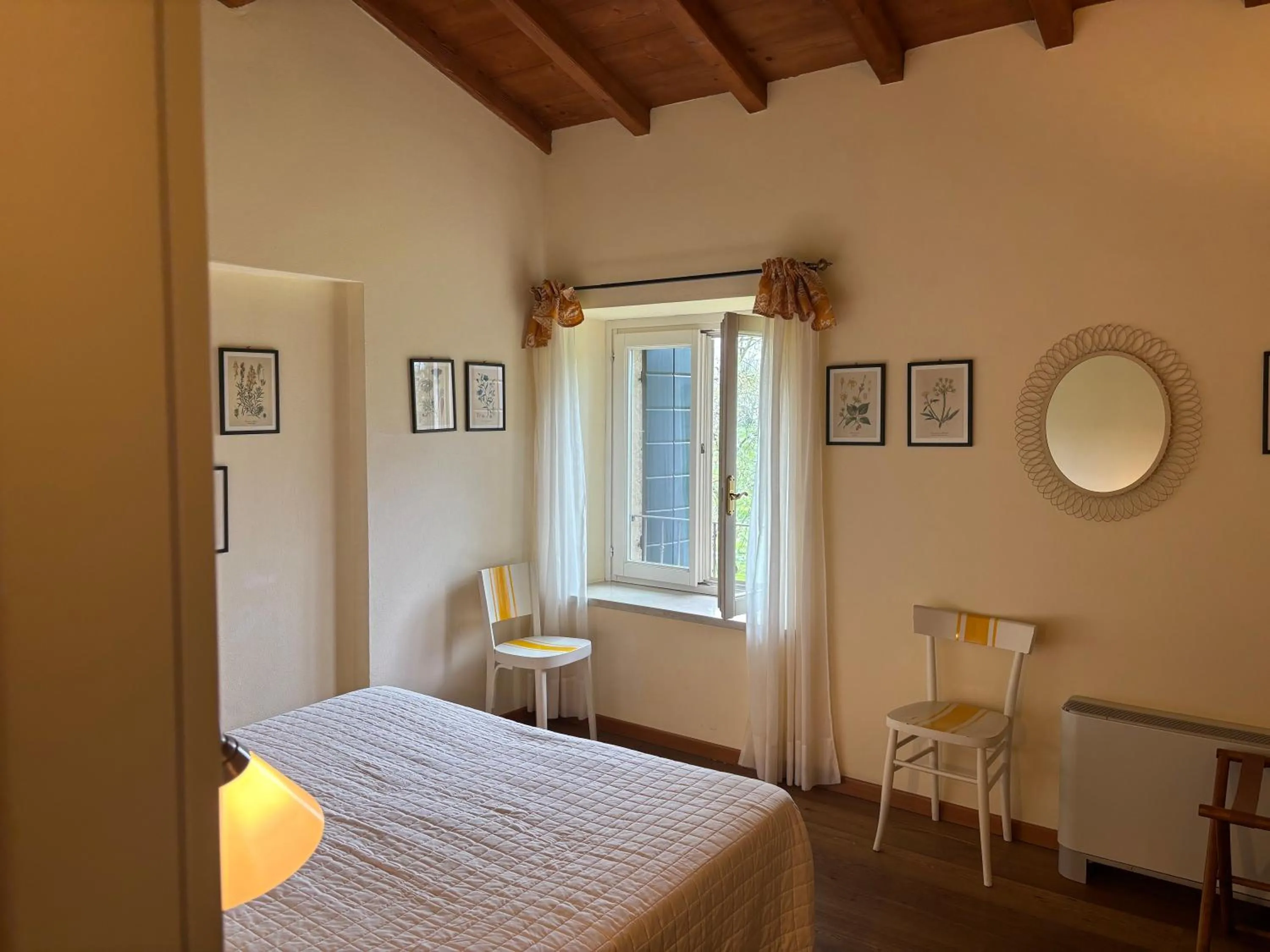 Photo of the whole room, Bed in Apartments Relais Corte Paradiso