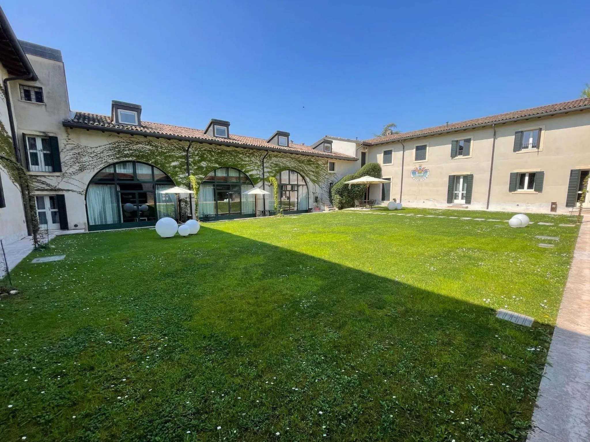 Property building in Apartments Relais Corte Paradiso