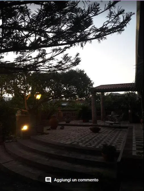 Garden in Villa Chiarenza Maison d'Hotes