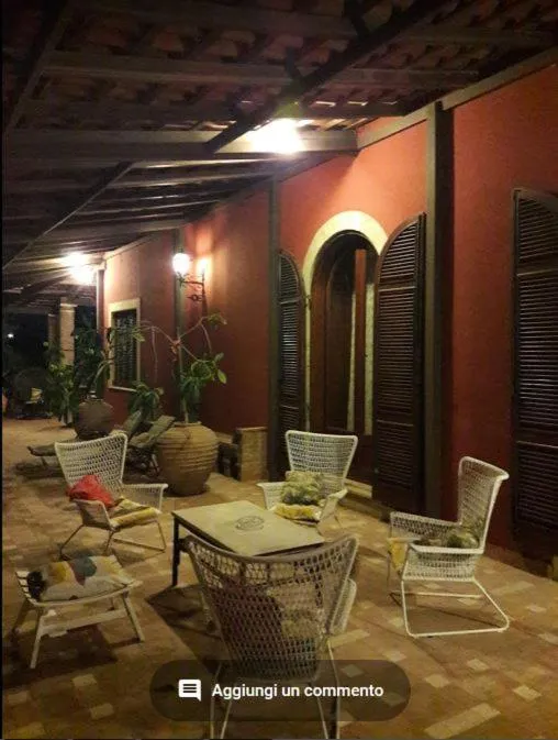 Garden in Villa Chiarenza Maison d'Hotes