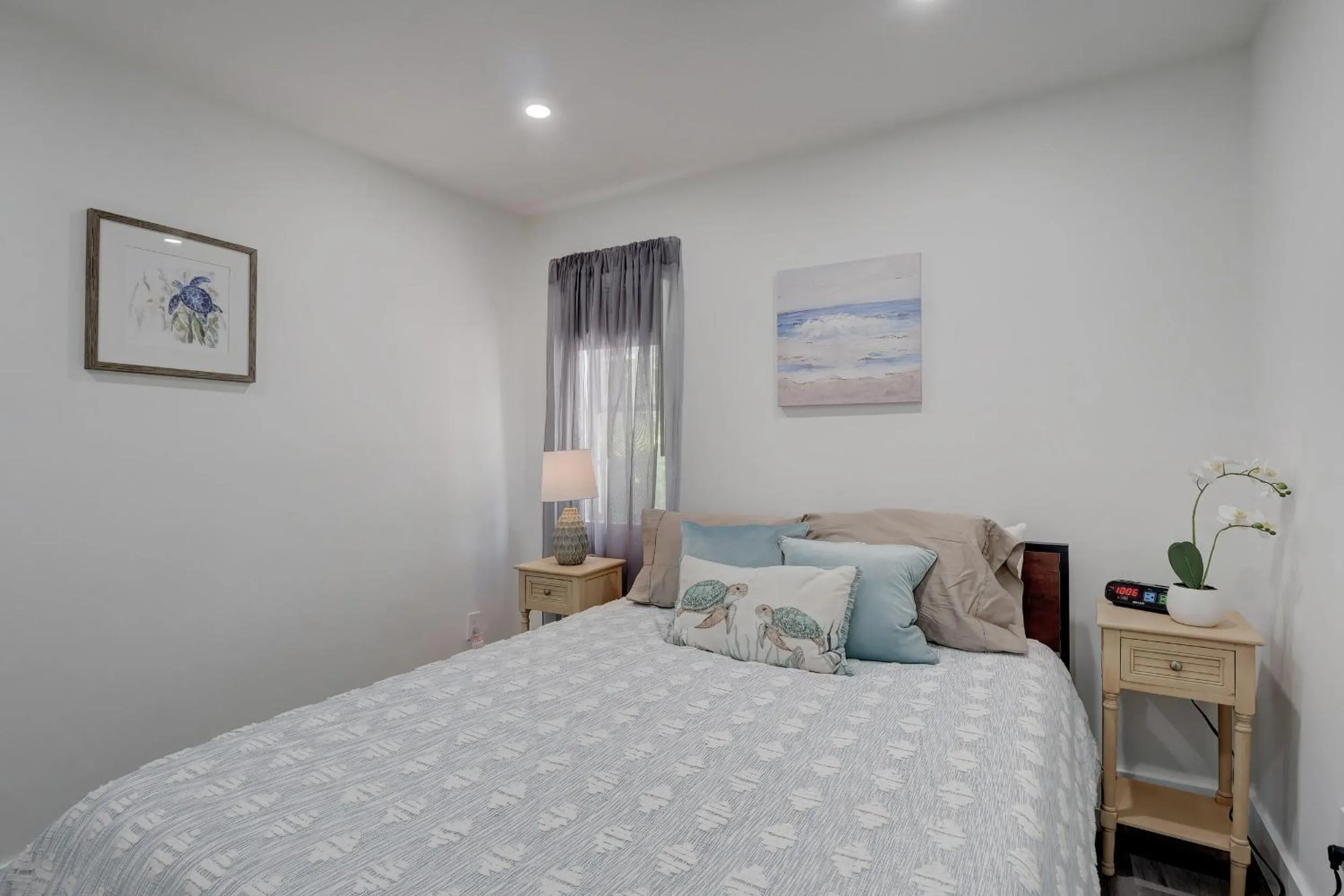 Bed in Walk to Downtown Bonita Springs From Our Home