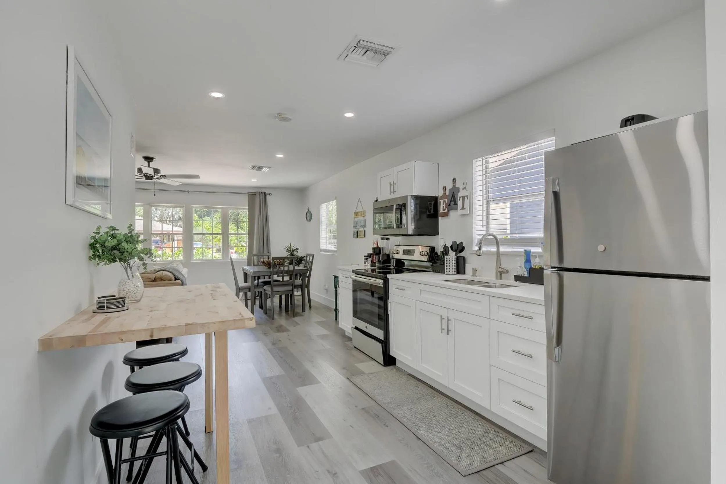 Three Rental Units In This Bonita Springs Compound