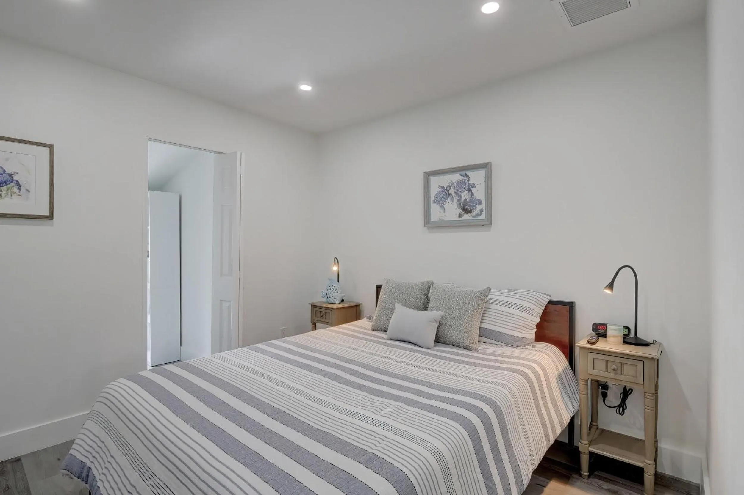 Bed in Three Rental Units In This Bonita Springs Compound