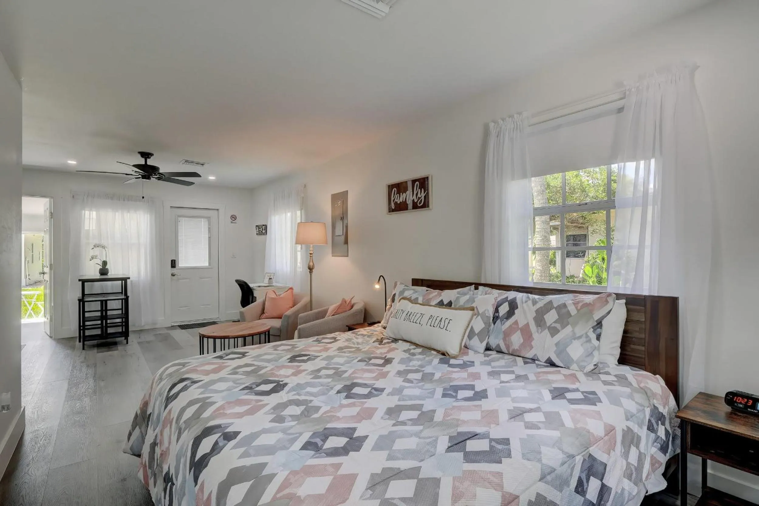 Bed in Three Rental Units In This Bonita Springs Compound