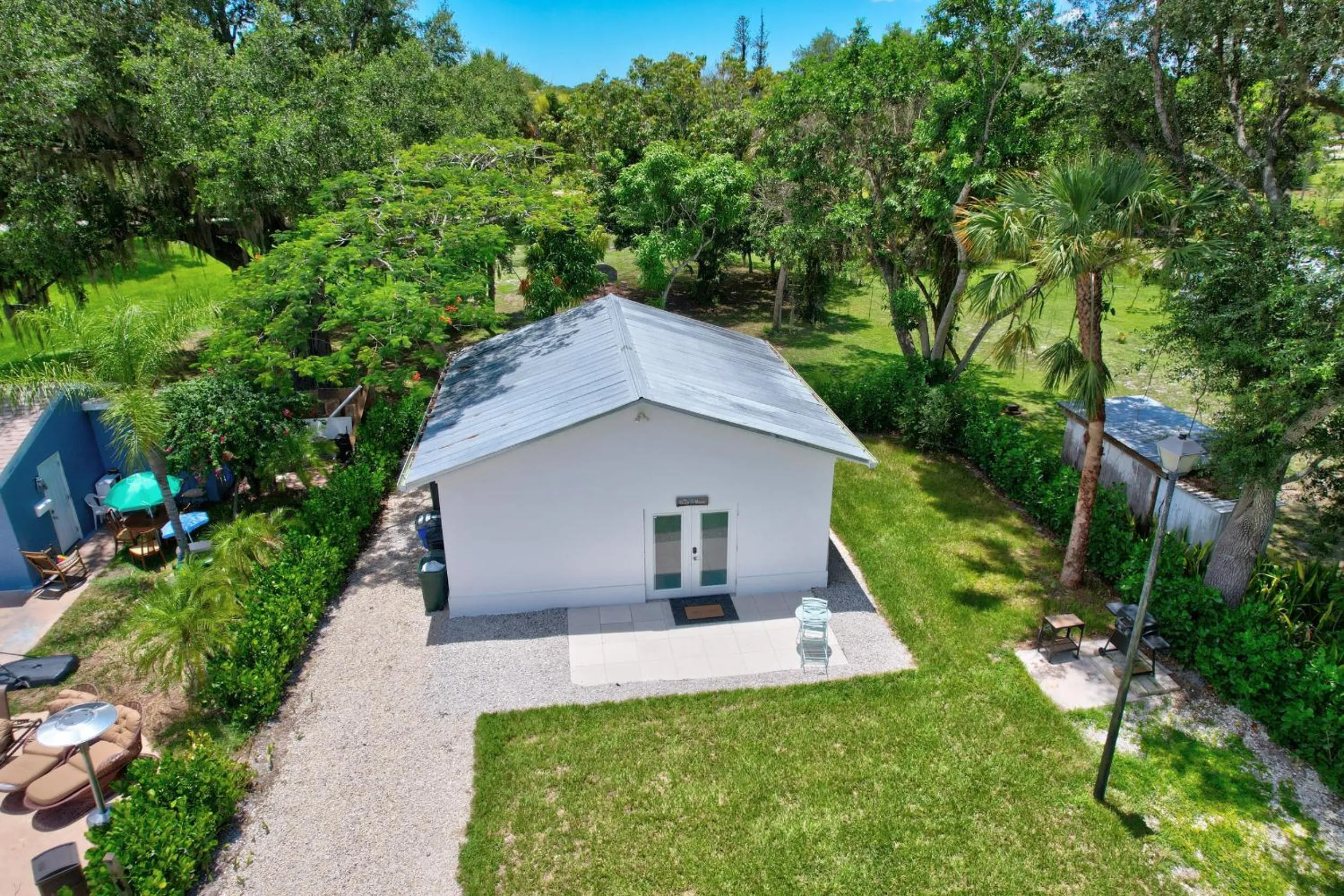 Three Rental Units In This Bonita Springs Compound