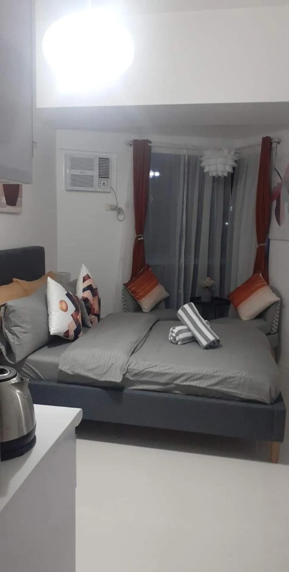 Bedroom, Bed in Grand Riviera Suites Comfy Condo near US Embassy Manila Bay Roxas Blvd Ermita Manila