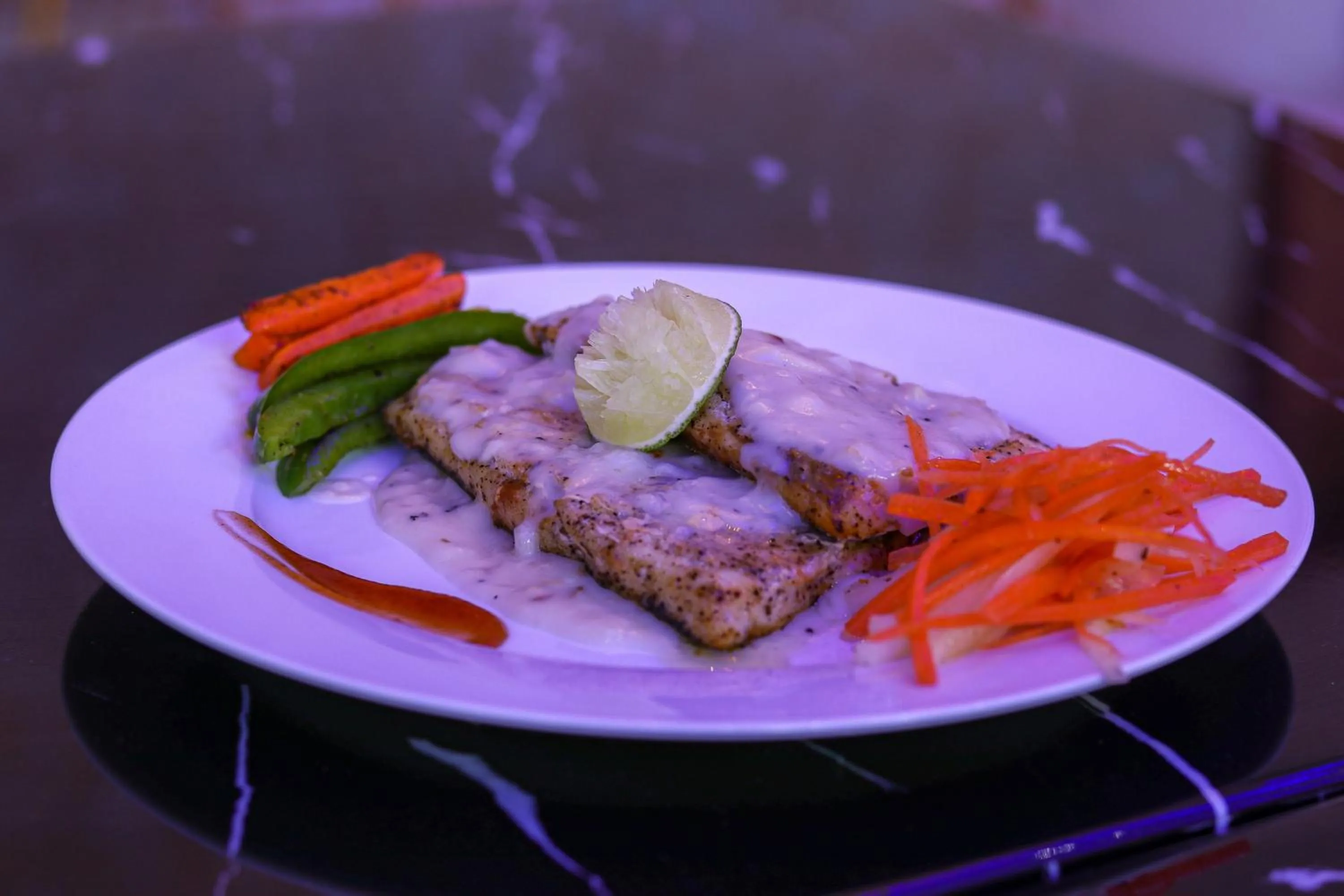 Restaurant/places to eat in Ari Grand Hotel & Spa