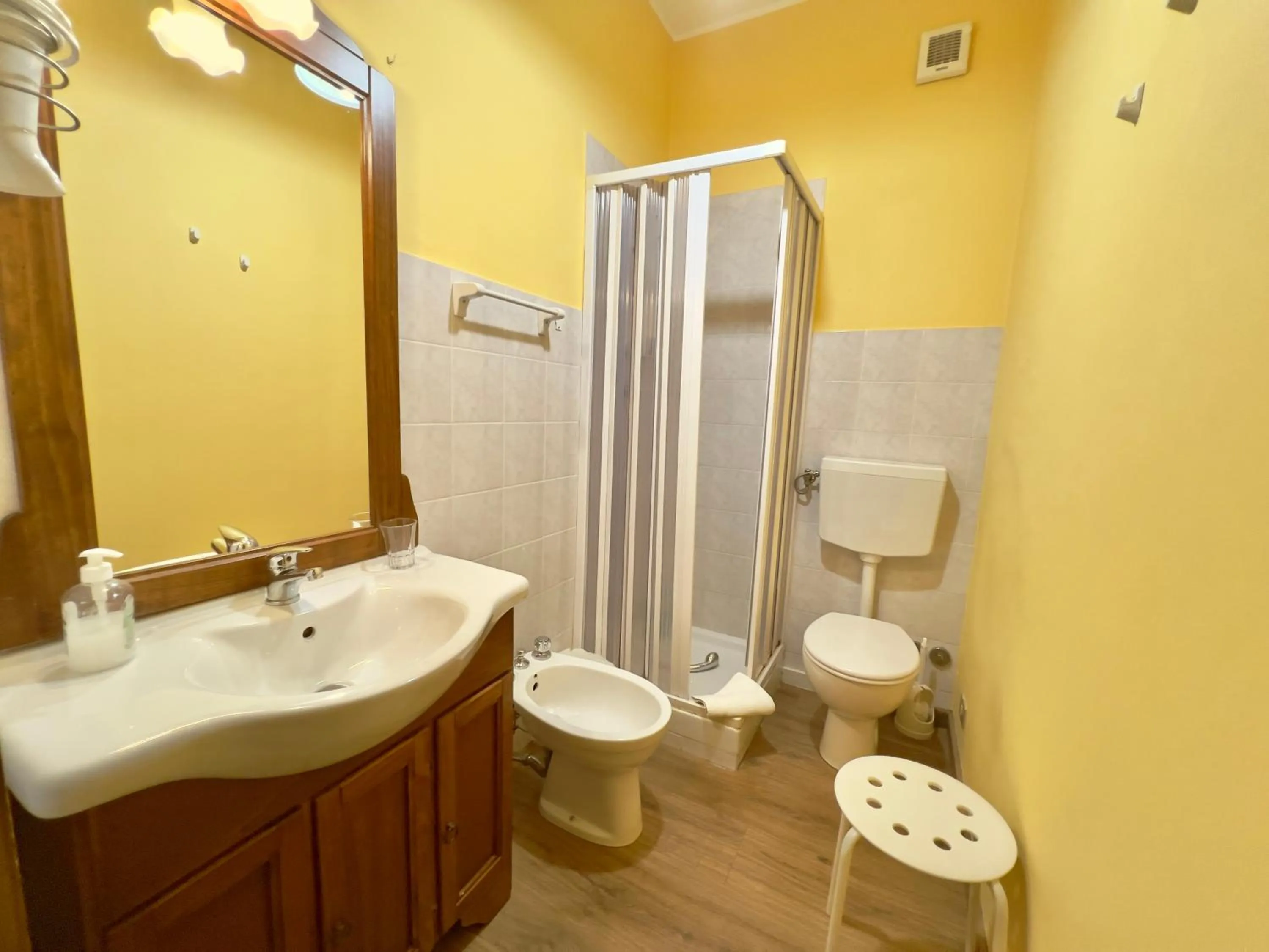 Bathroom in Ai Tre Parchi Bed And Bike