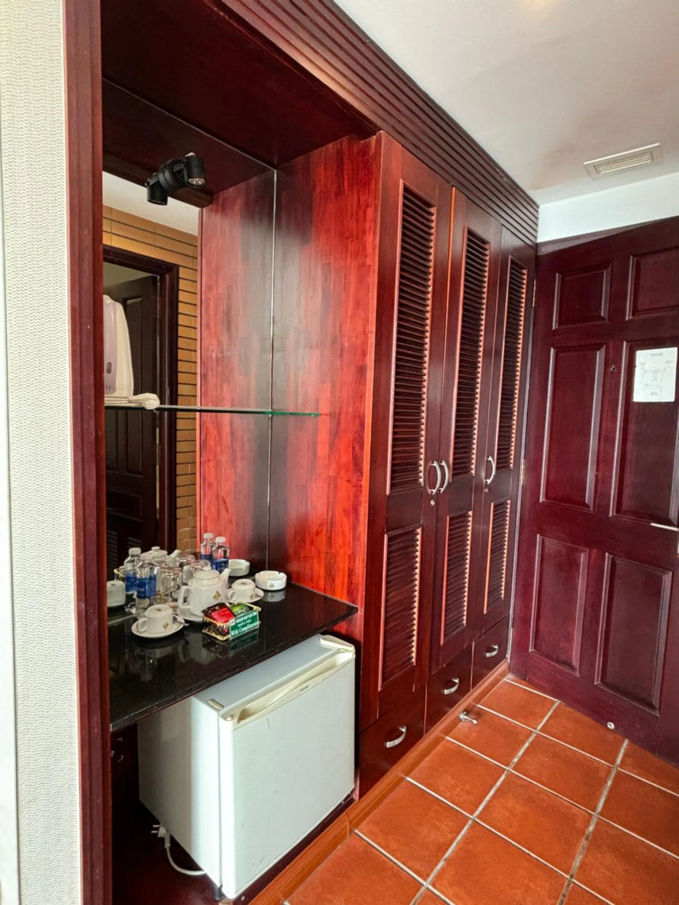 Coffee/tea facilities in Kim Tho Hotel