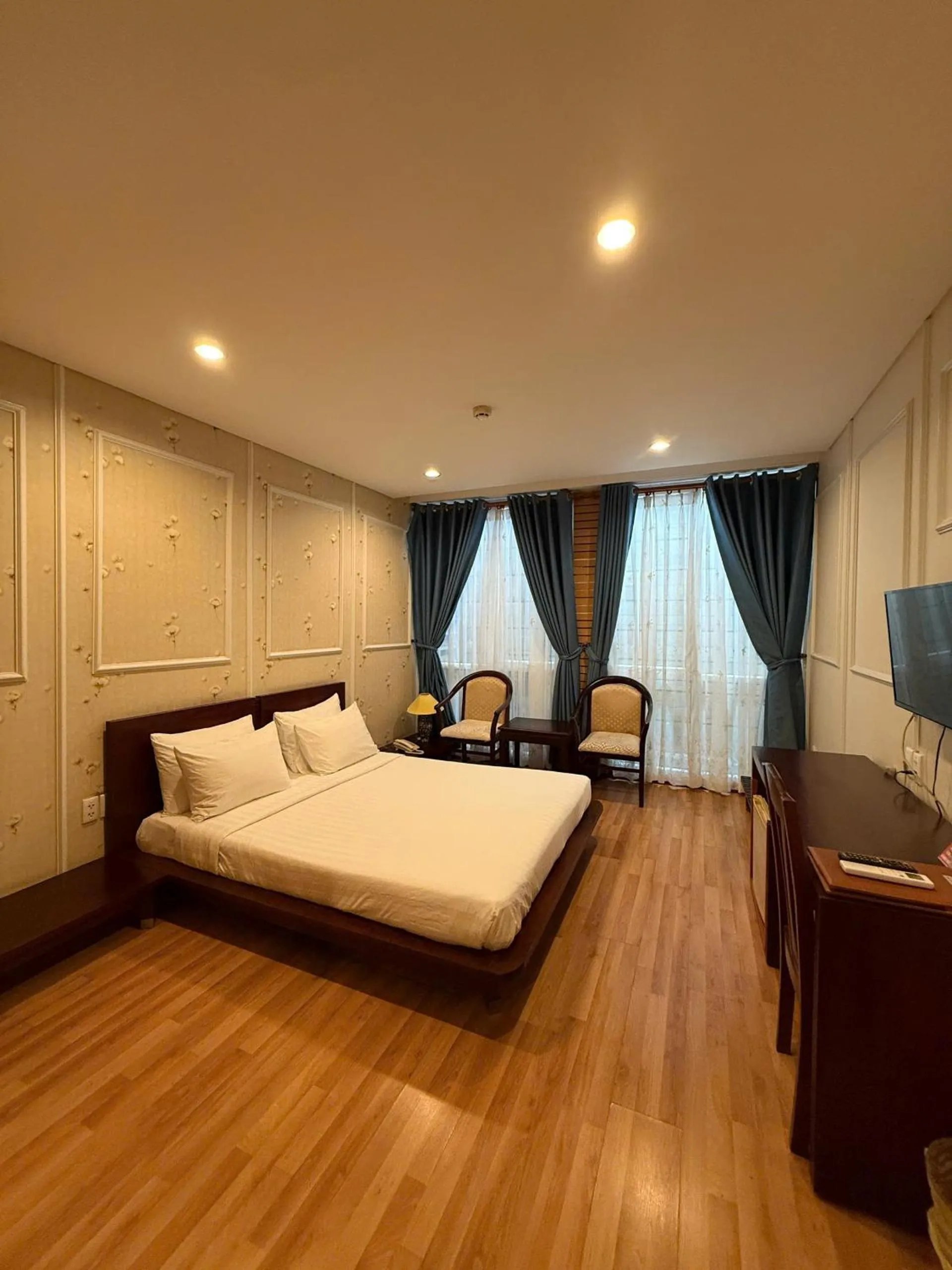 View (from property/room), Bed in Kim Tho Hotel